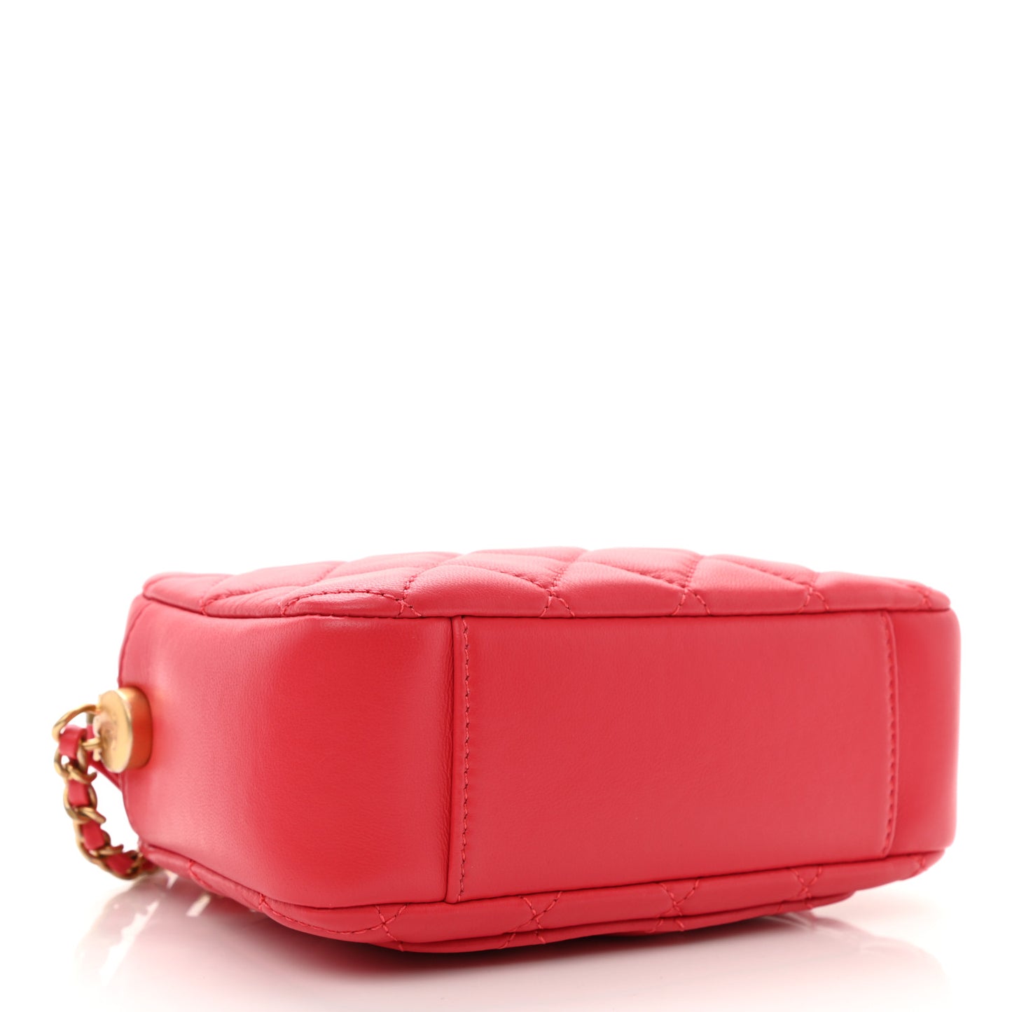 Lambskin Quilted CC Pearl Crush Camera Case Red