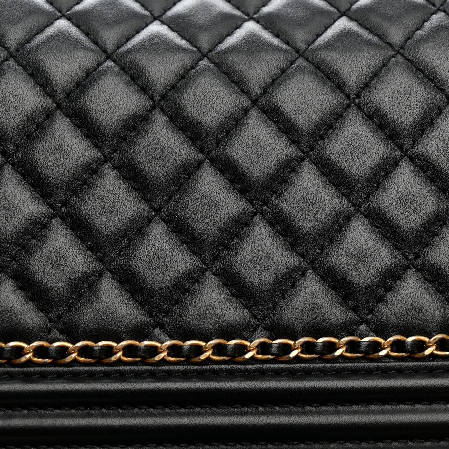 Lambskin Quilted Medium Chain Around Boy Flap Black Black