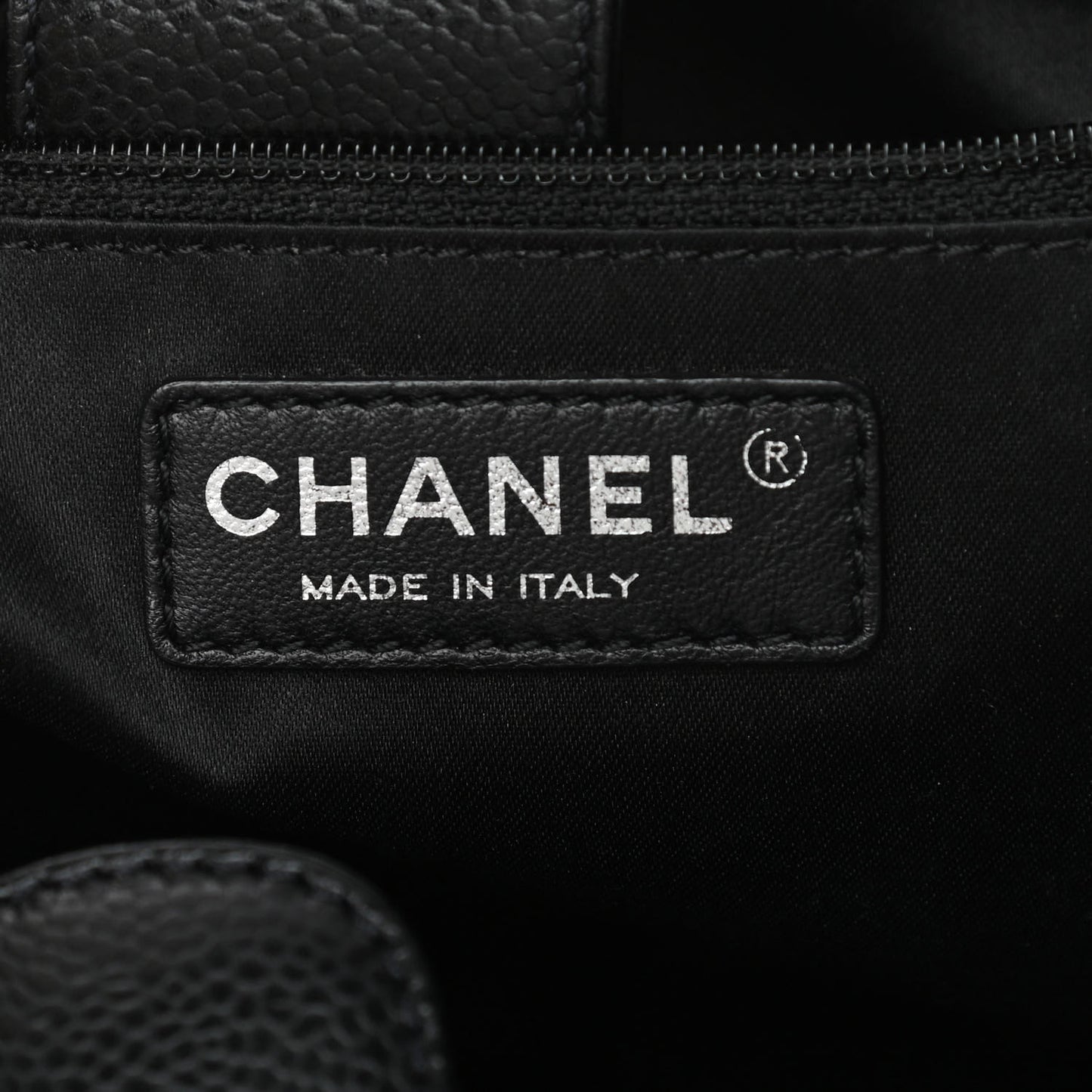 Caviar Quilted Vertical Grand Shopping Tote GST Black