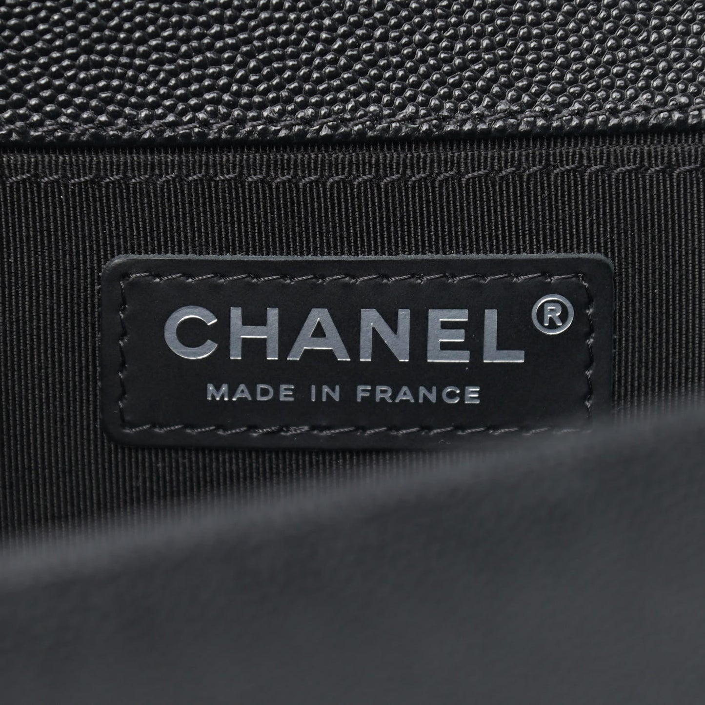 Caviar Quilted Medium Boy Flap Black