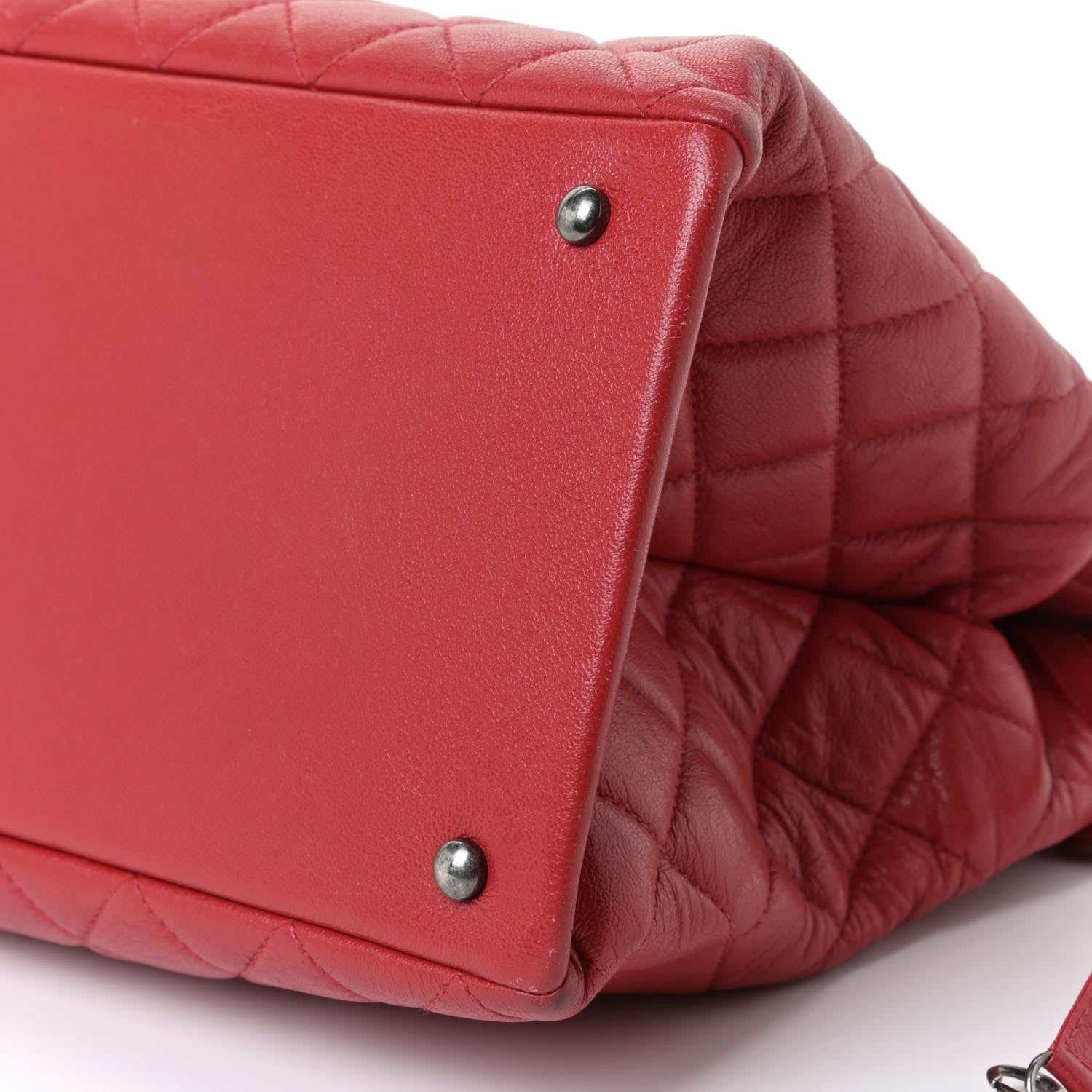 Chanel Shiny Sheepskin Quilted Medium Shopping Tote Red 6 of 17