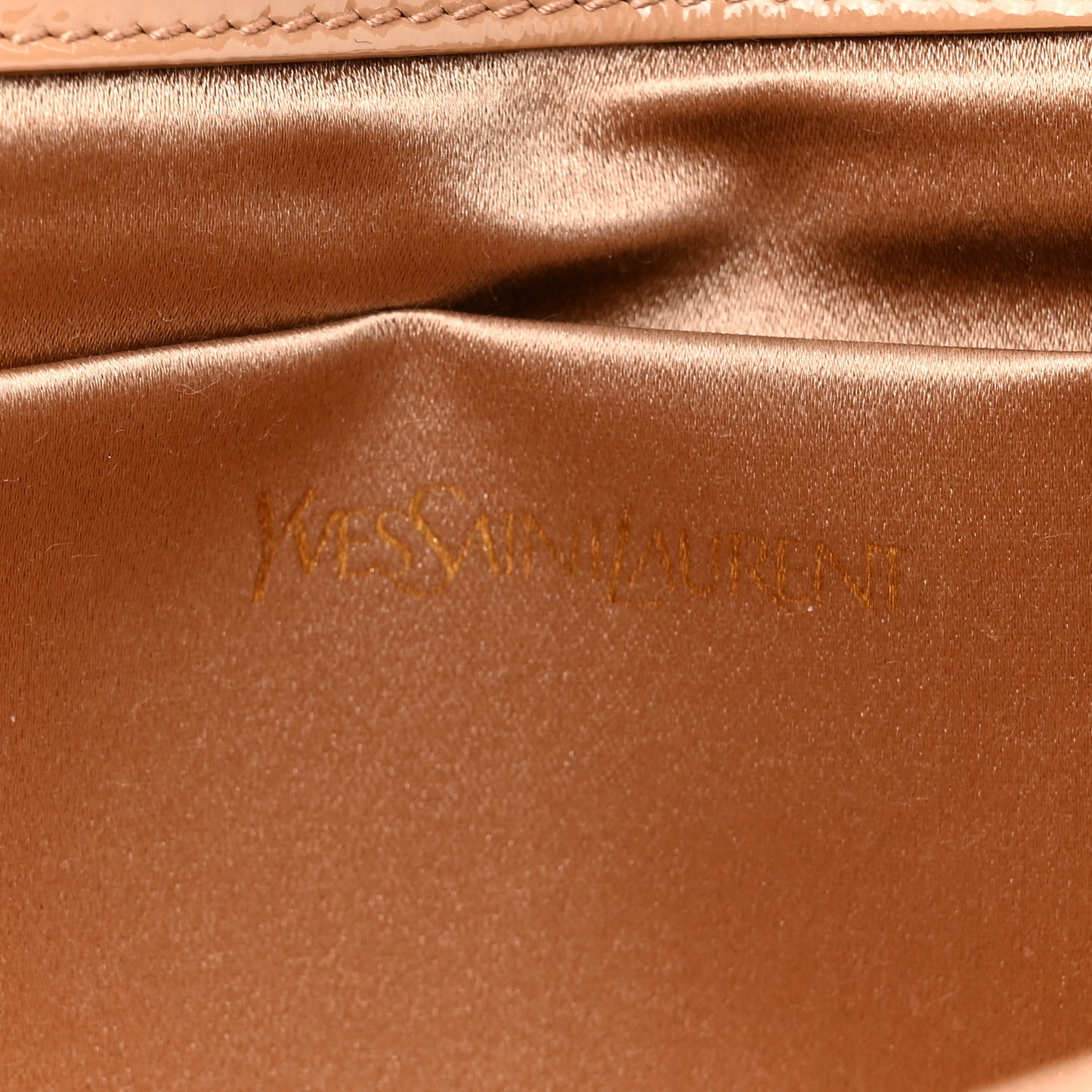 Textured Patent Calfskin Monogram Large Belle De Jour Clutch Beige