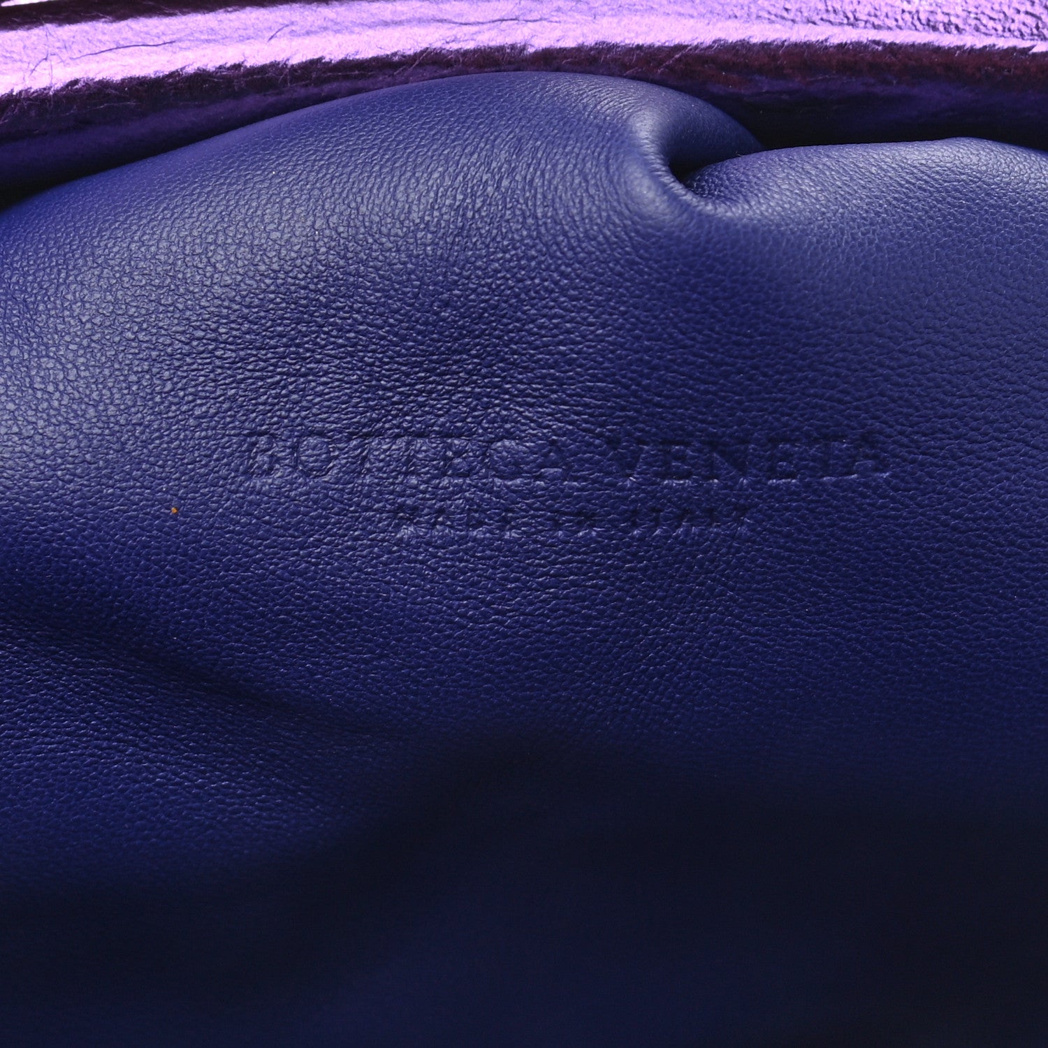 Bottega Veneta Metallic Crinkled Lambskin The Pouch Viola 13 of 22