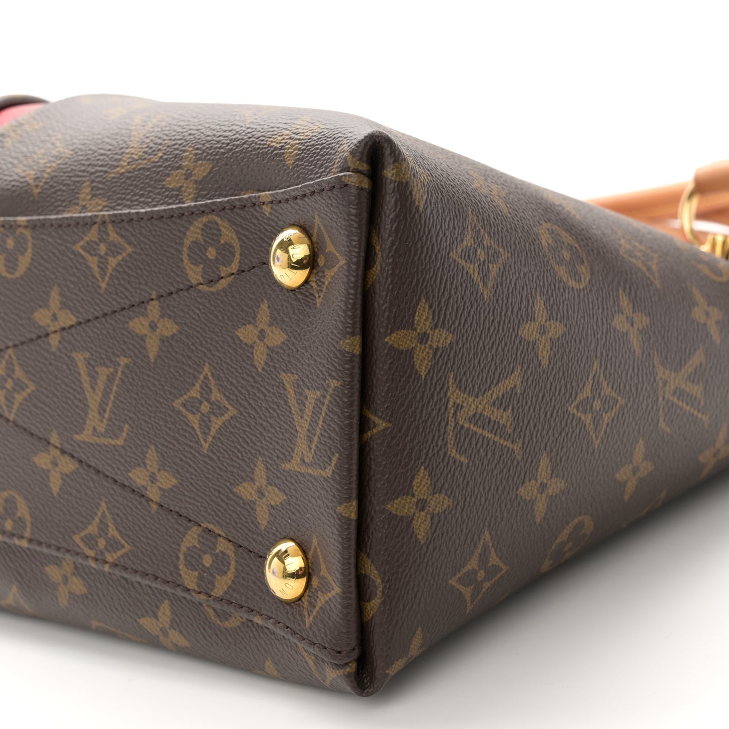 Monogram V Tote MM Cherry