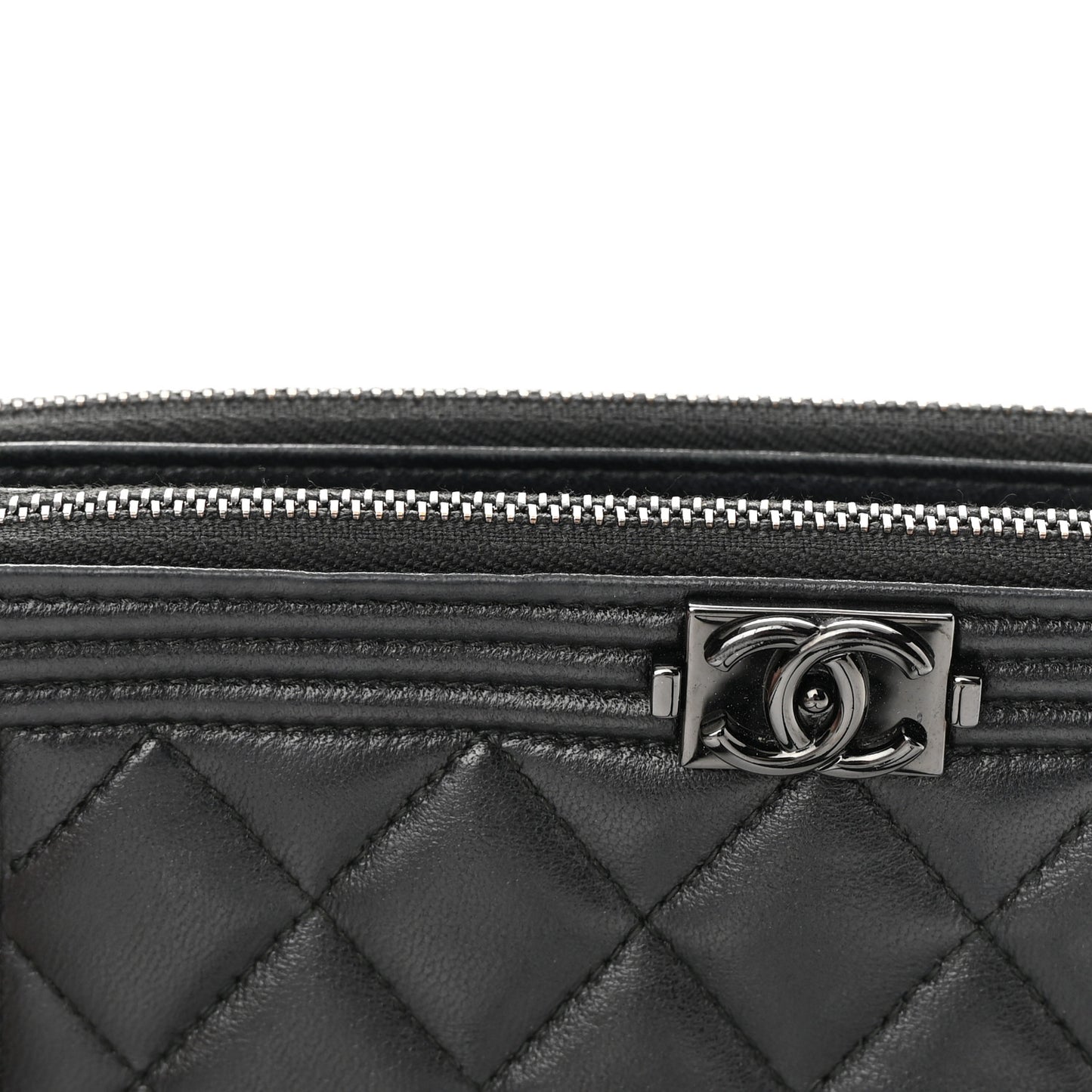 Lambskin Quilted Small Boy Clutch With Chain So Black