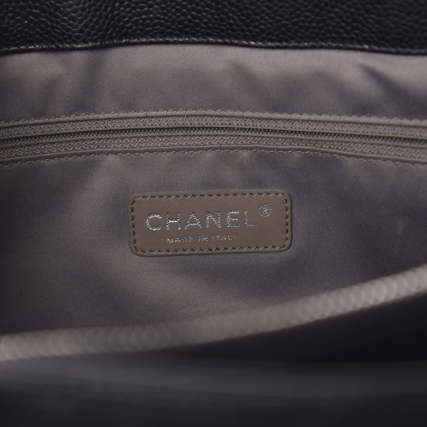 Caviar Quilted XL Grand Shopping Tote GST Black