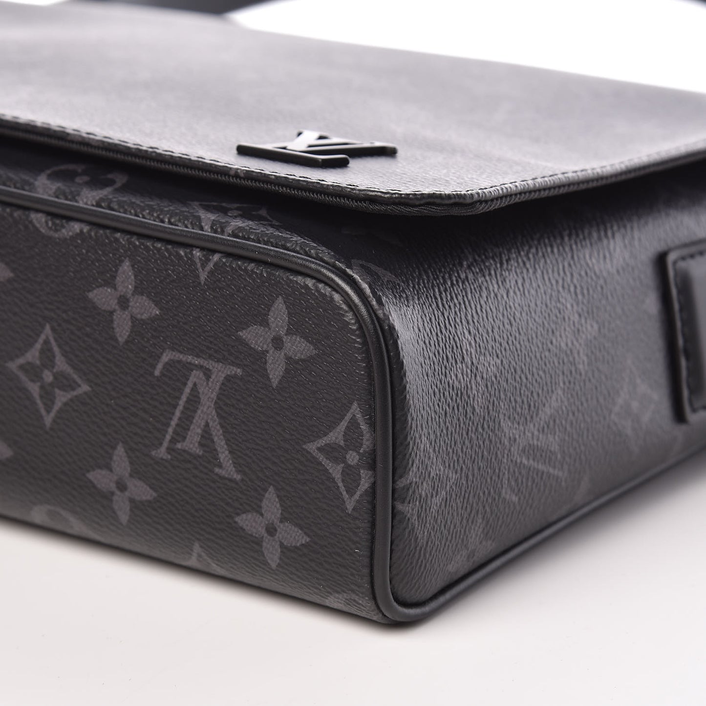Monogram Eclipse District PM Black