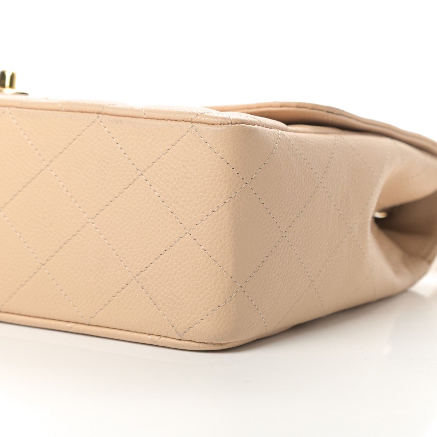 Caviar Quilted Jumbo Single Flap Beige Clair