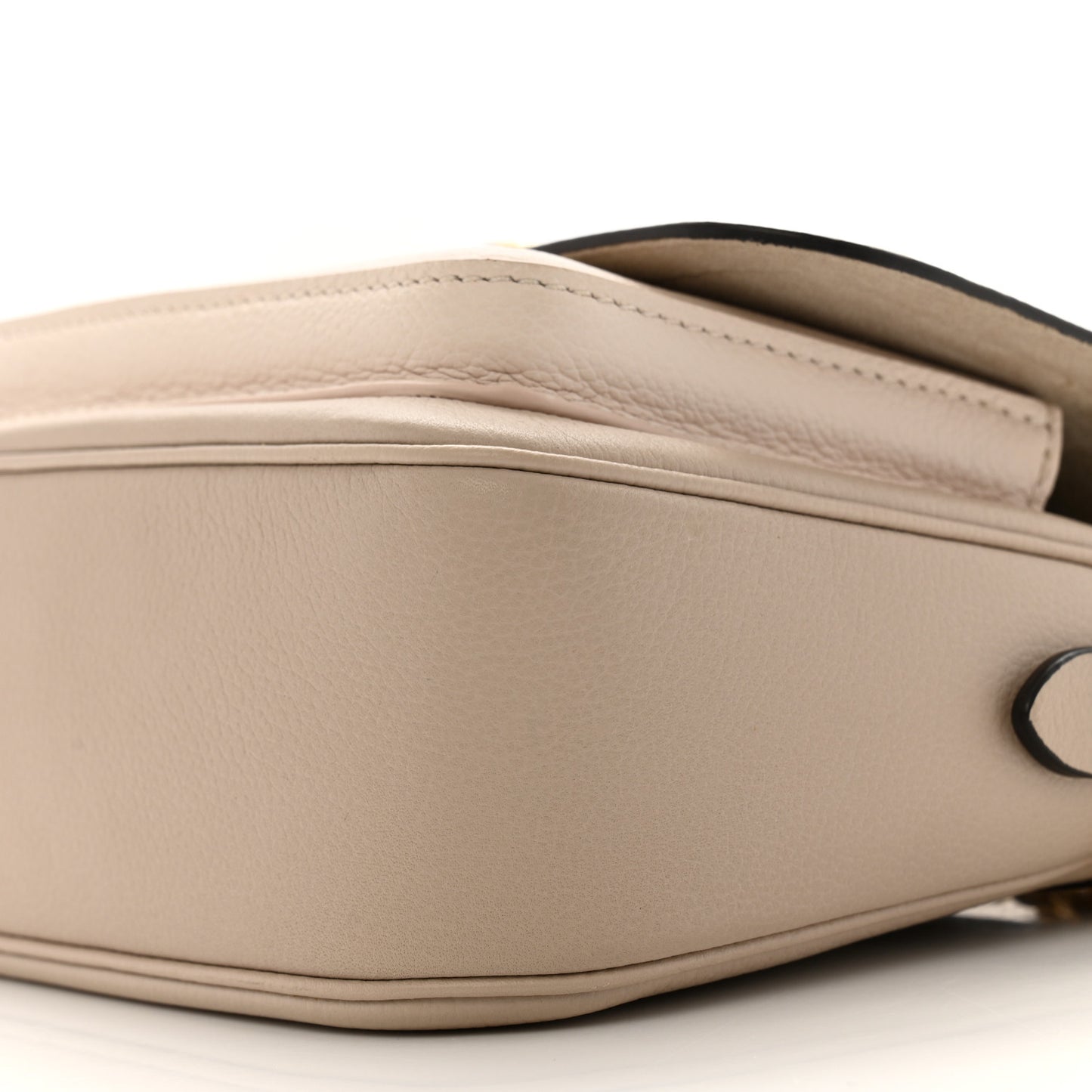 Grained Calfskin Lockme Tender Greige