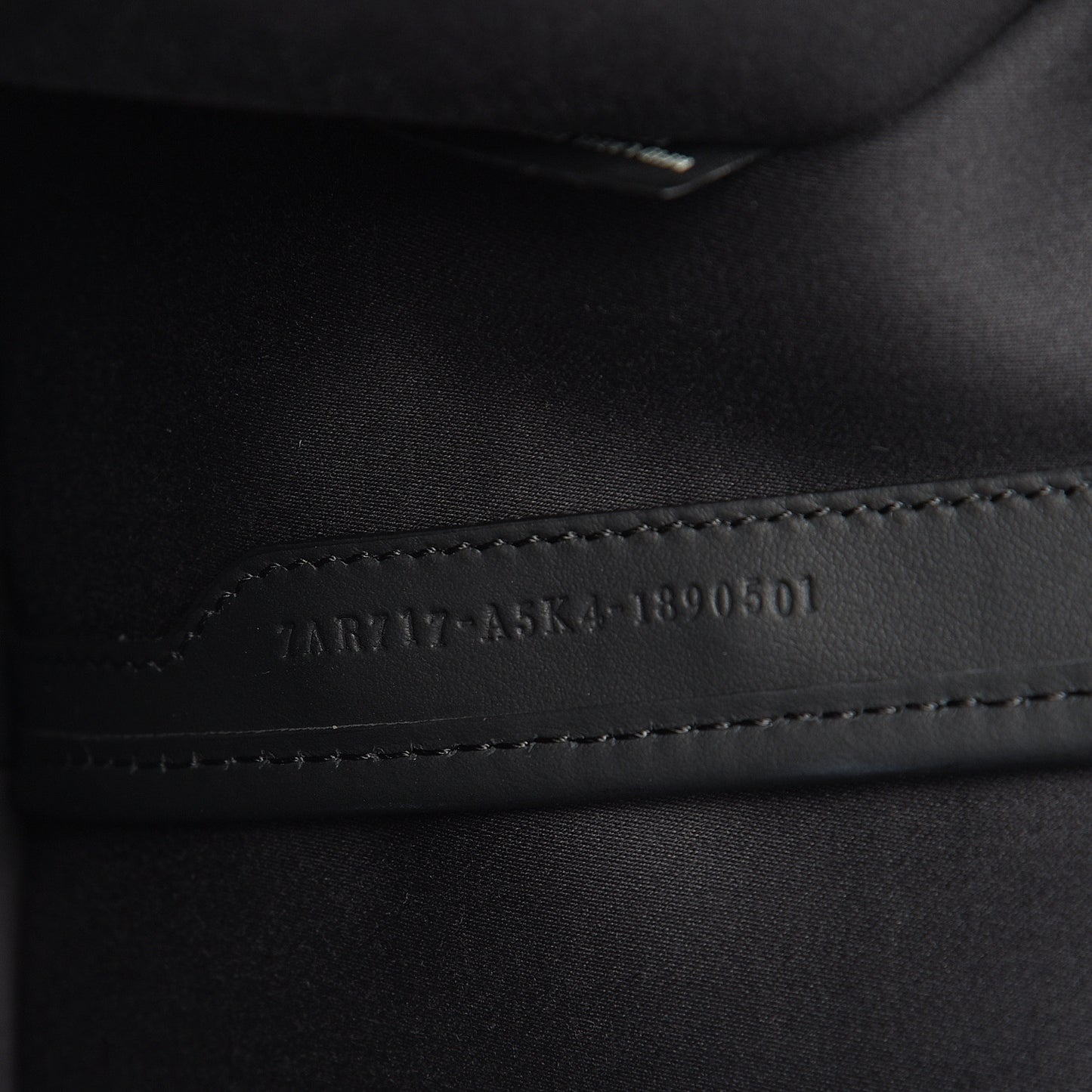 Glazed Fabric Vitello Century FF 1974 Stamp Patch Mini Peekaboo Defender Cover Mogano Panna Black