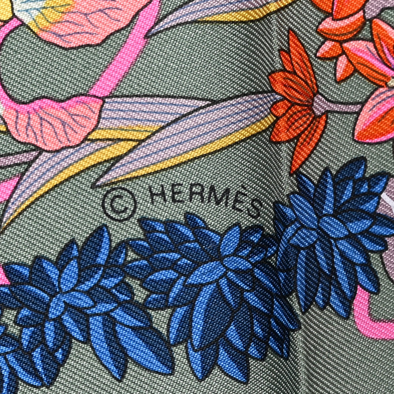Hermes Silk Planifleurs Scarf 90 Vert Amande Rose Bleu 4 of 5