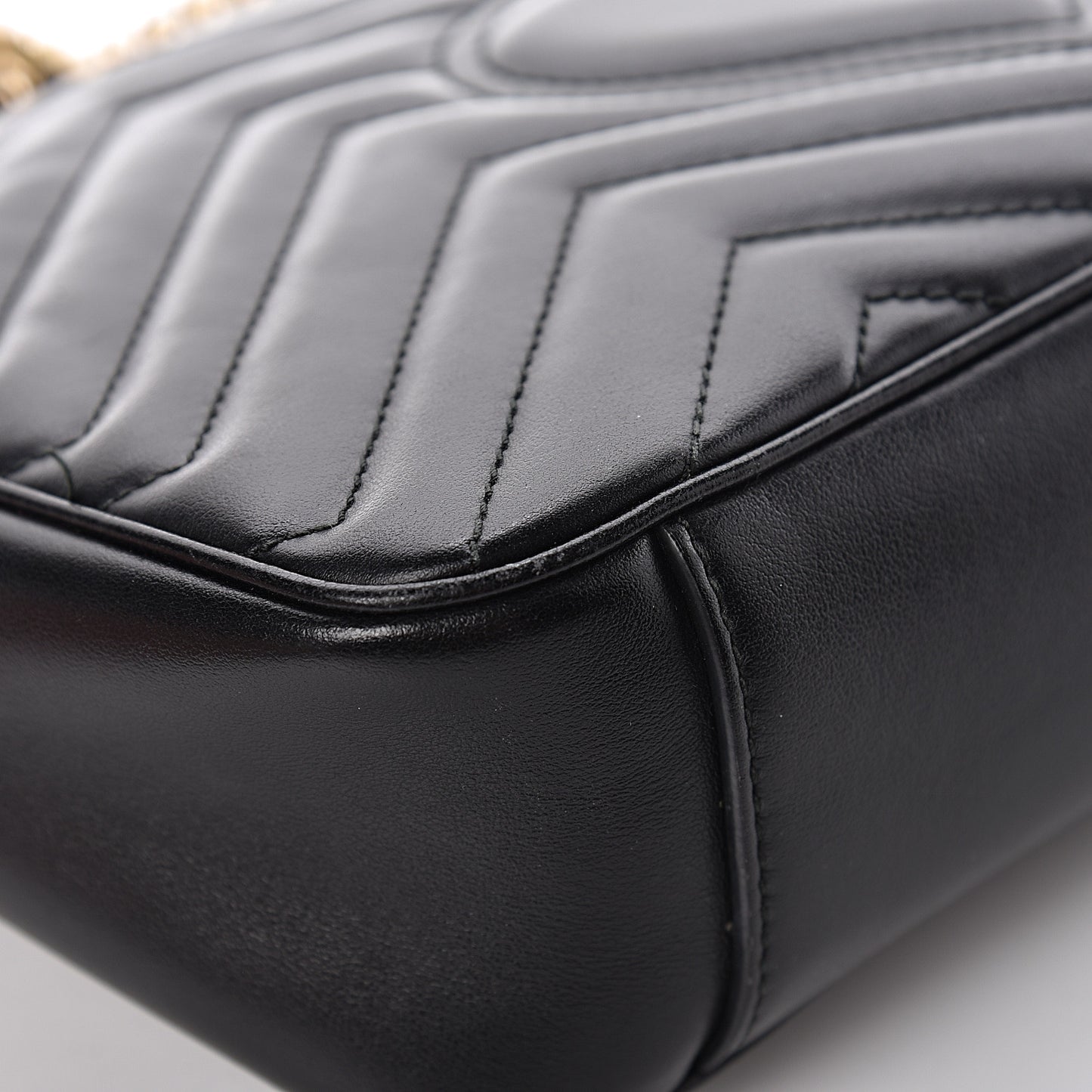 Calfskin Matelasse Small GG Marmont Shoulder Bag Black