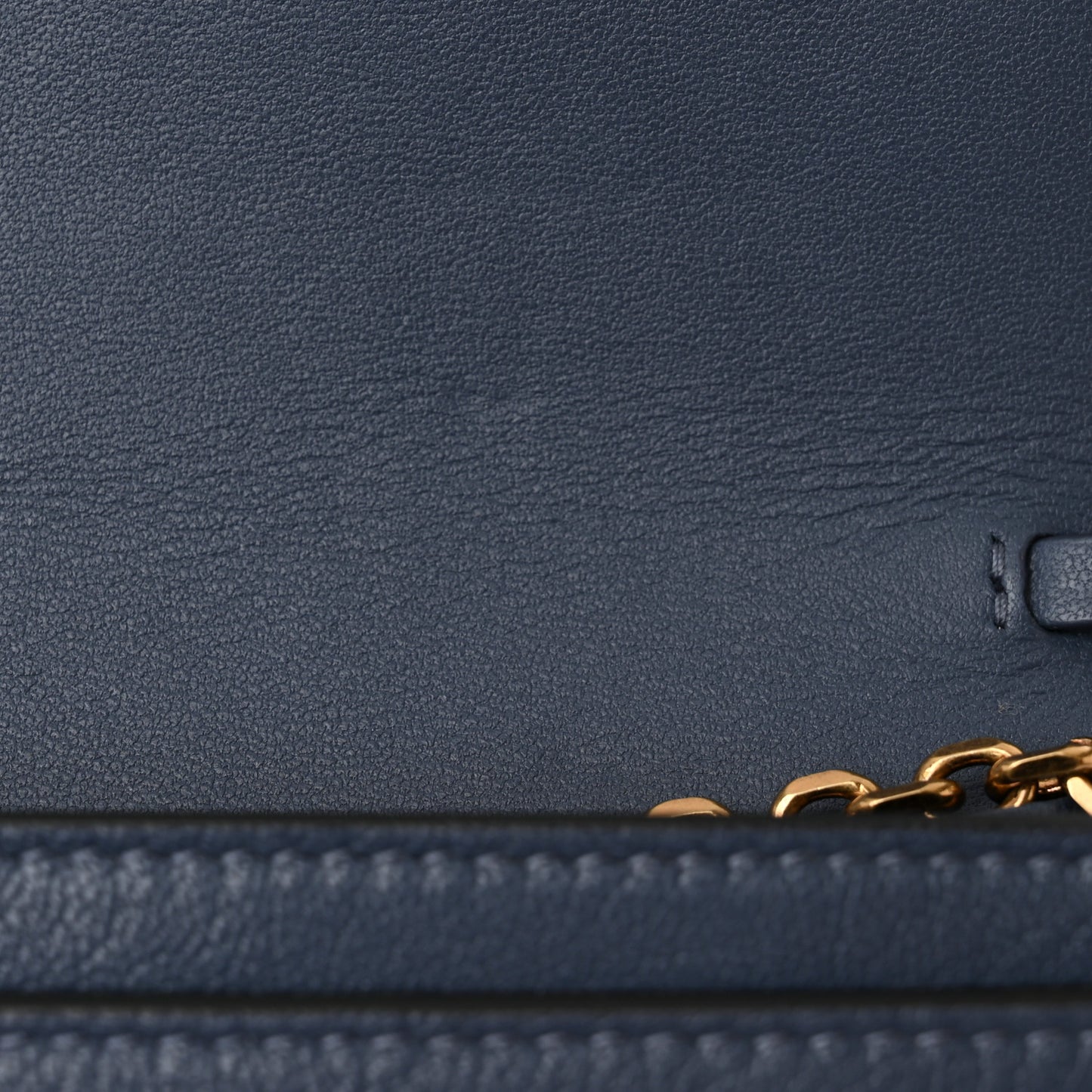 Goatskin Saddle Long Wallet With Chain Dark Blue