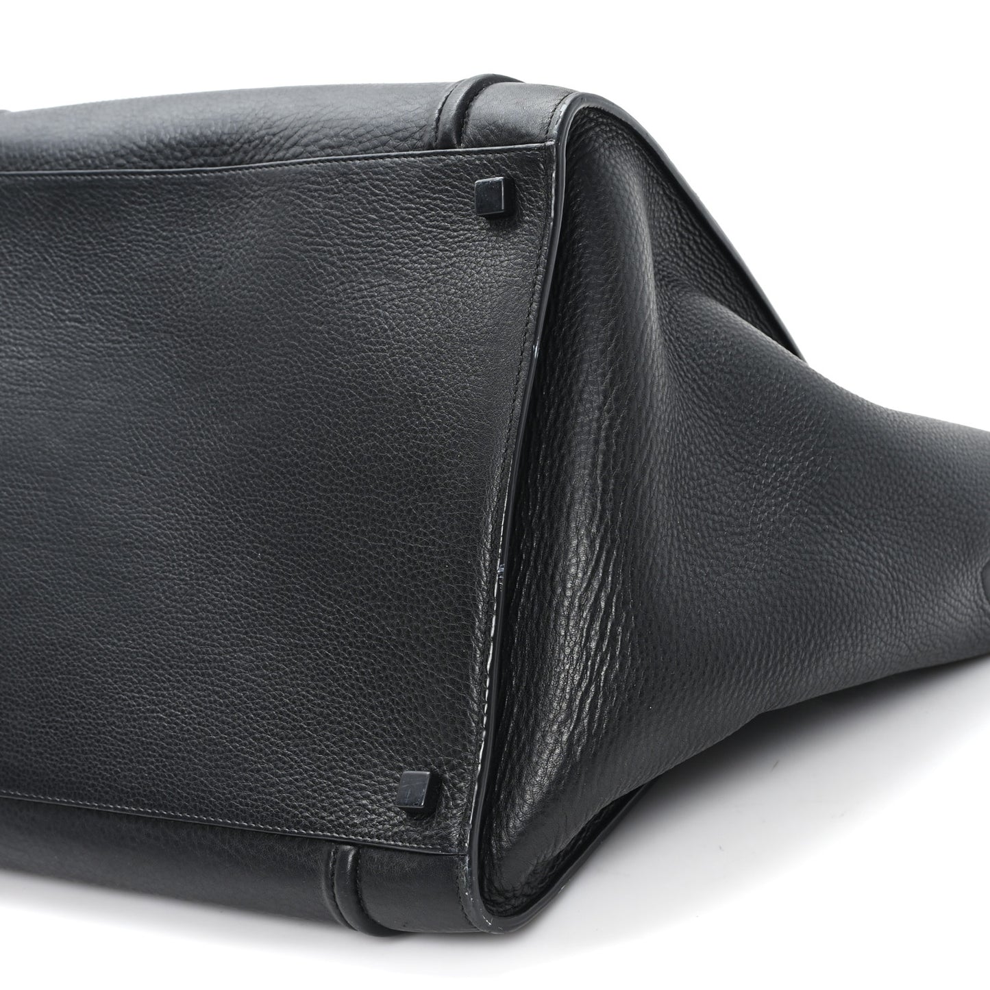 Supple Calfskin Medium Phantom Luggage Black