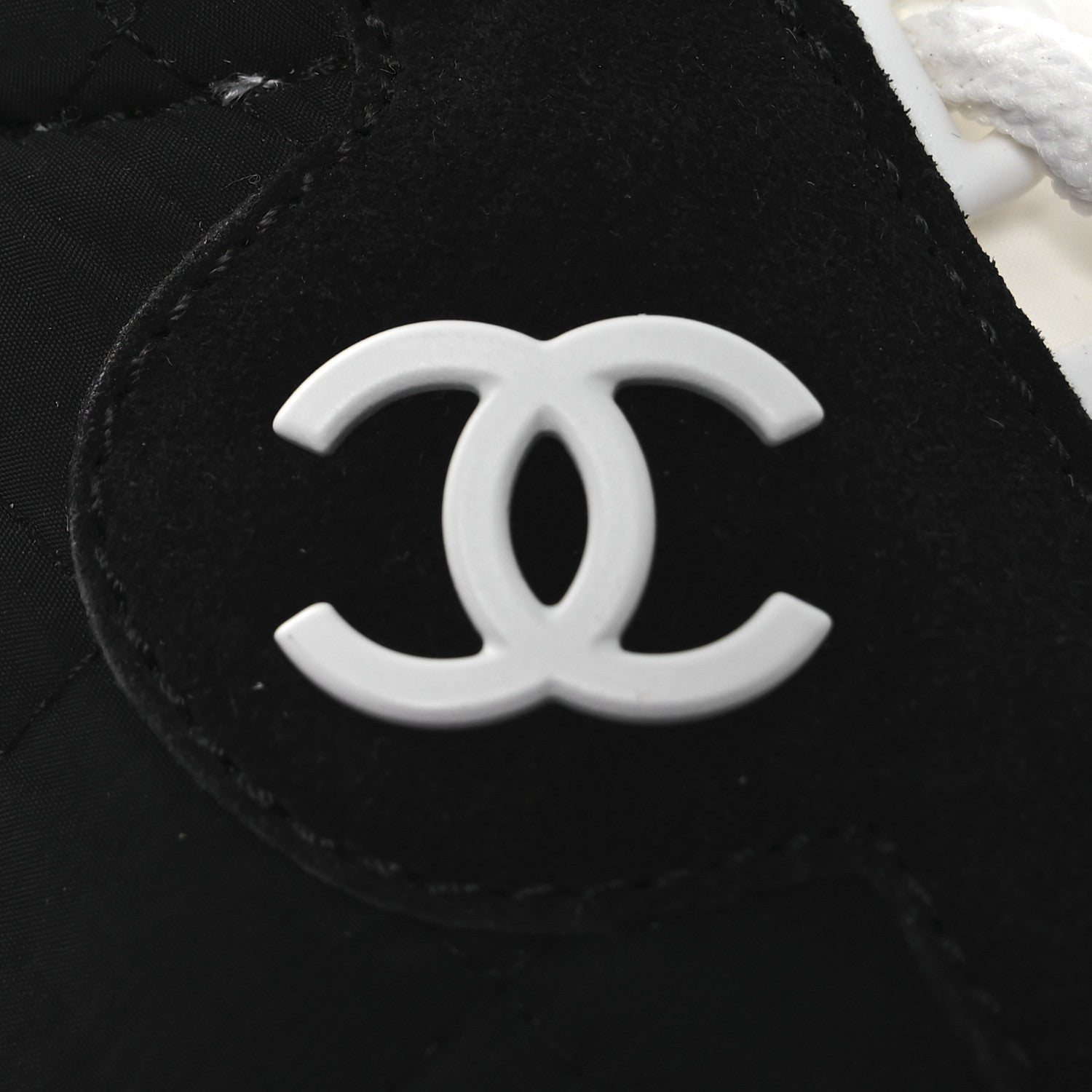 Chanel Suede Fabric Calfskin Womens CC Sneakers 41 Black White 11 of 13