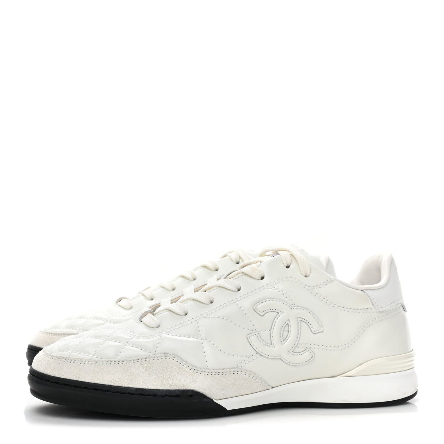 Shiny Calfskin Suede Quilted CC Logo Sneakers 39 White