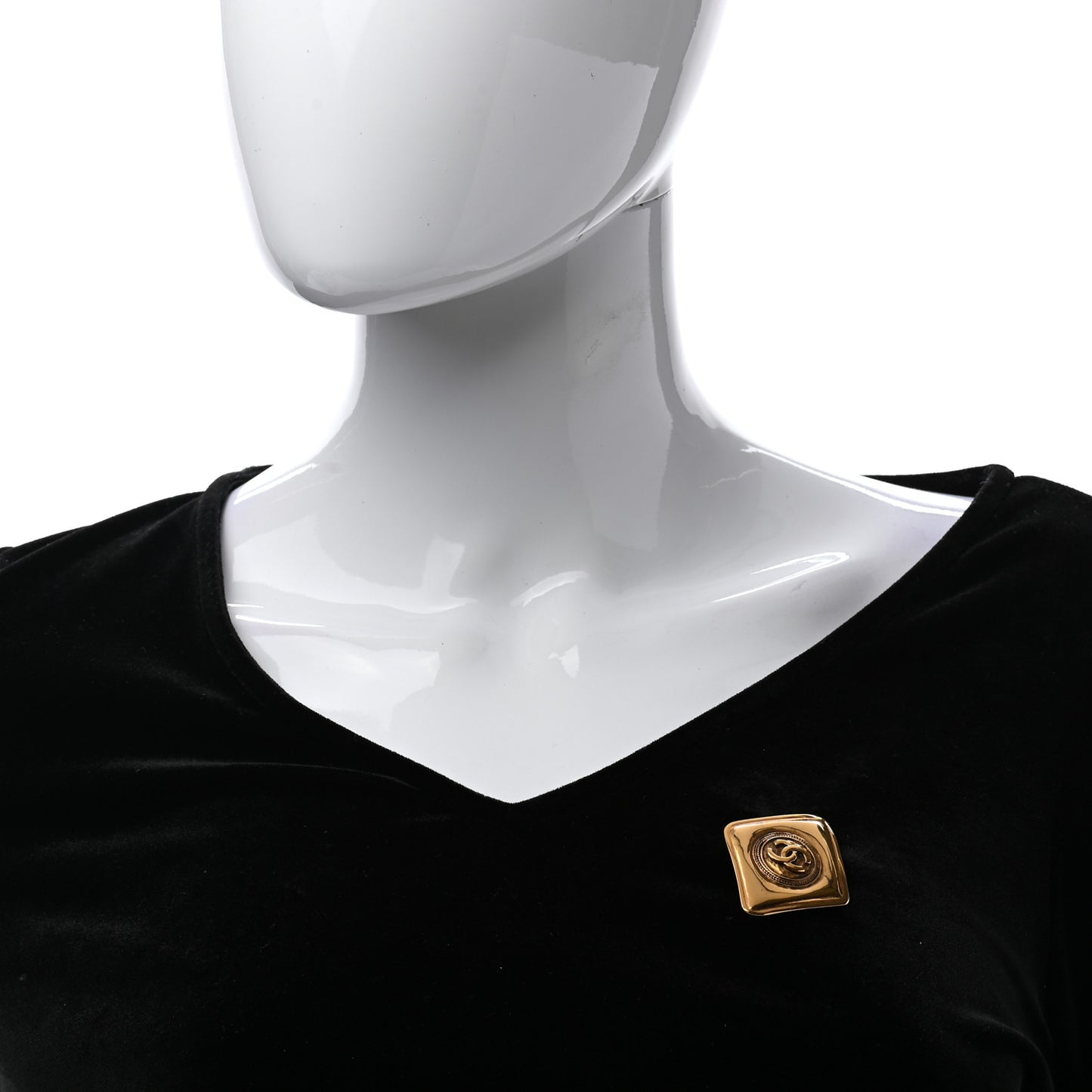 Metal CC Brooch Gold