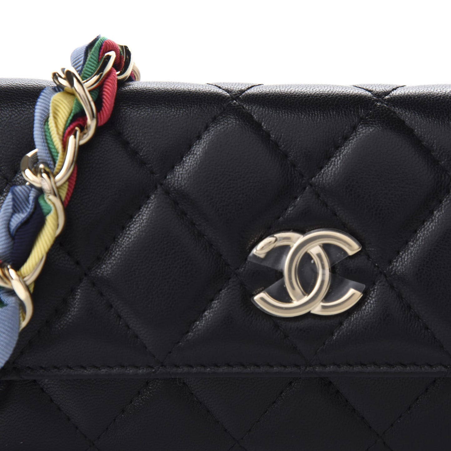 Shiny Lambskin Ribbon Quilted Clutch With Chain Black