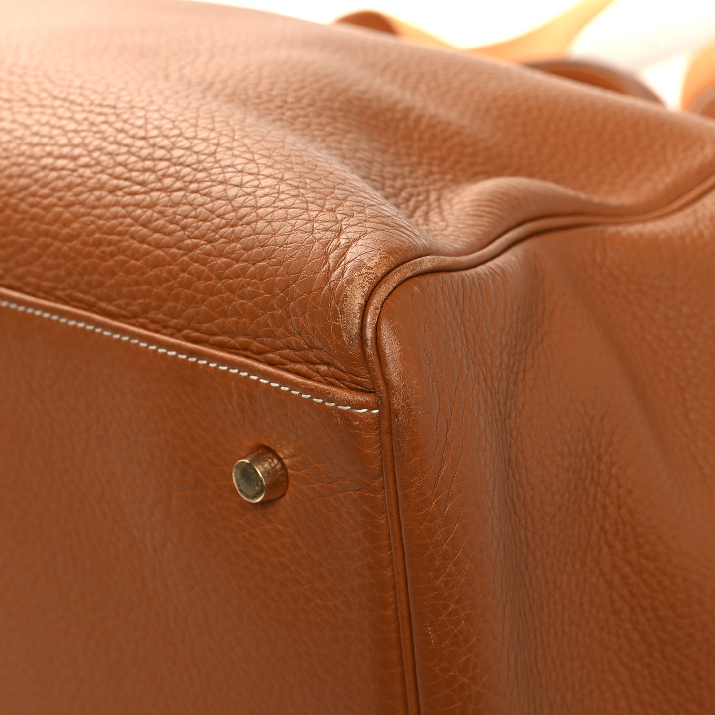 Taurillon Clemence Voyage Kelly 50 Gold