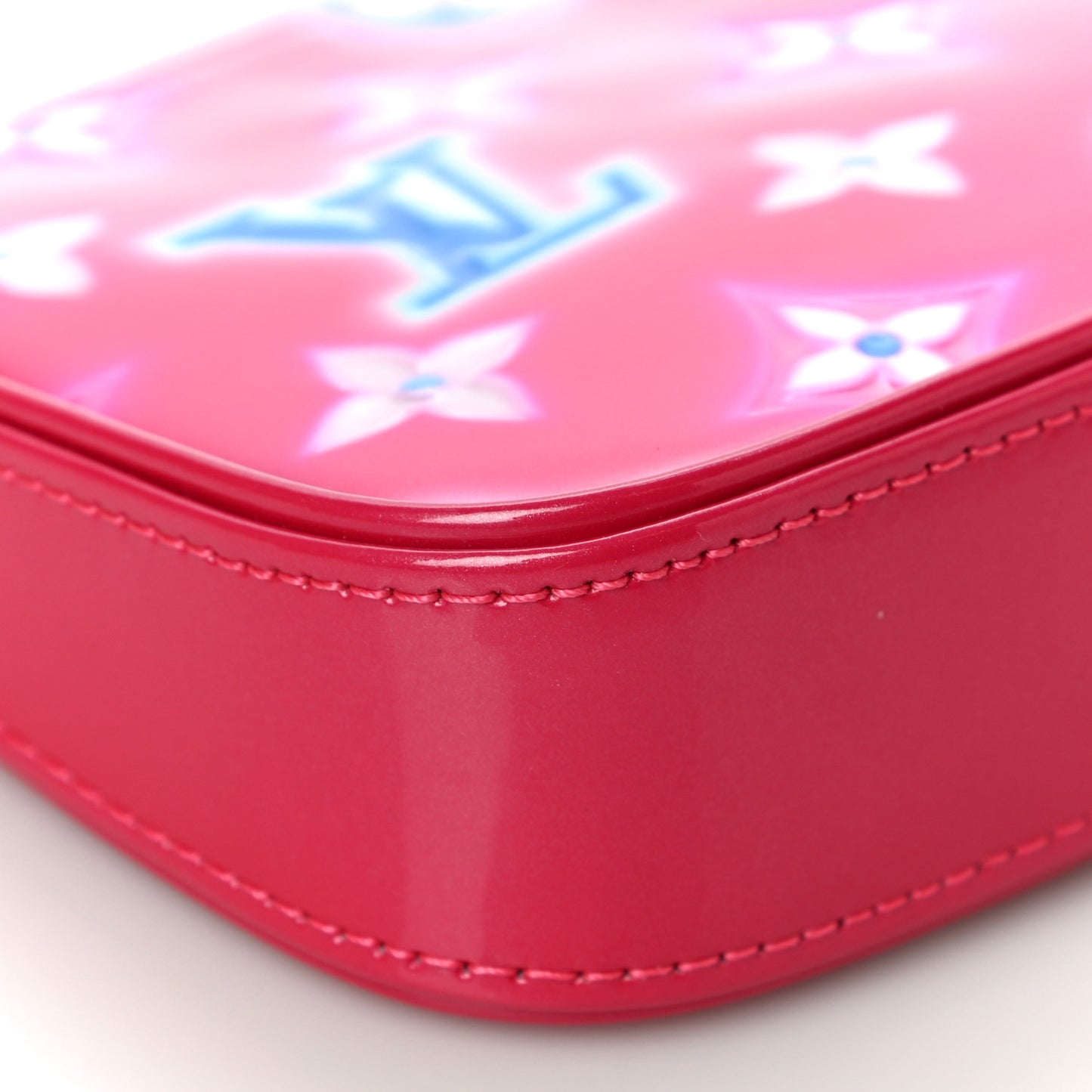Vernis Valentine Mini Pochette Accessories Fuchsia Neon