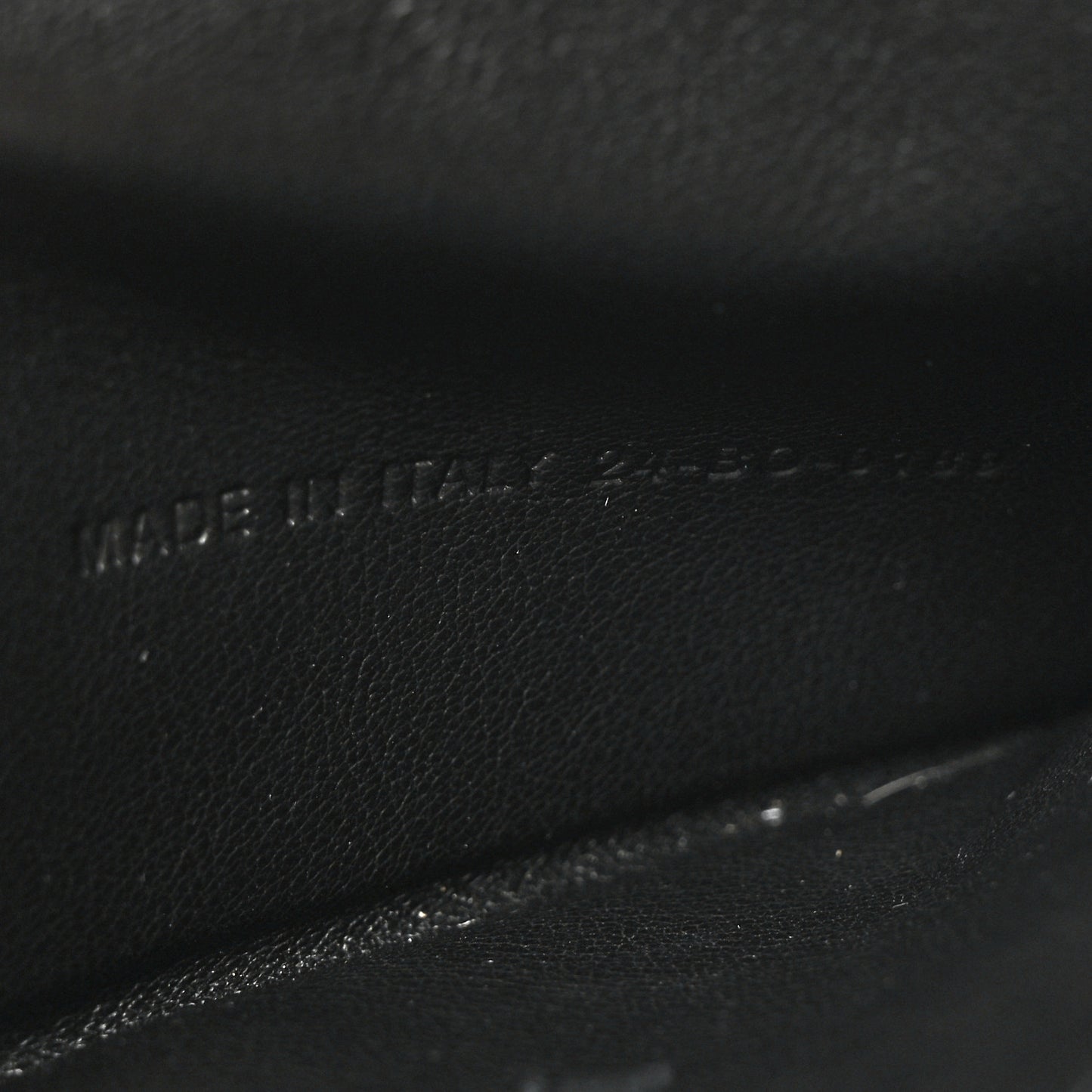 Grained Calfskin Oblique Card Holder Black