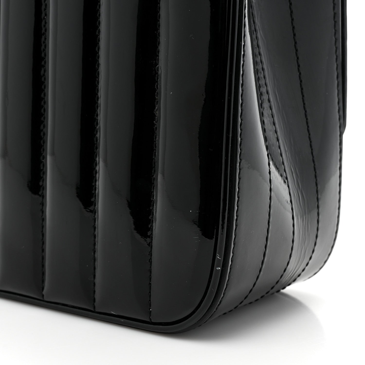 Saint Laurent Patent Matelasse Monogram Large Vicky Chain Bag Black 15 of 16
