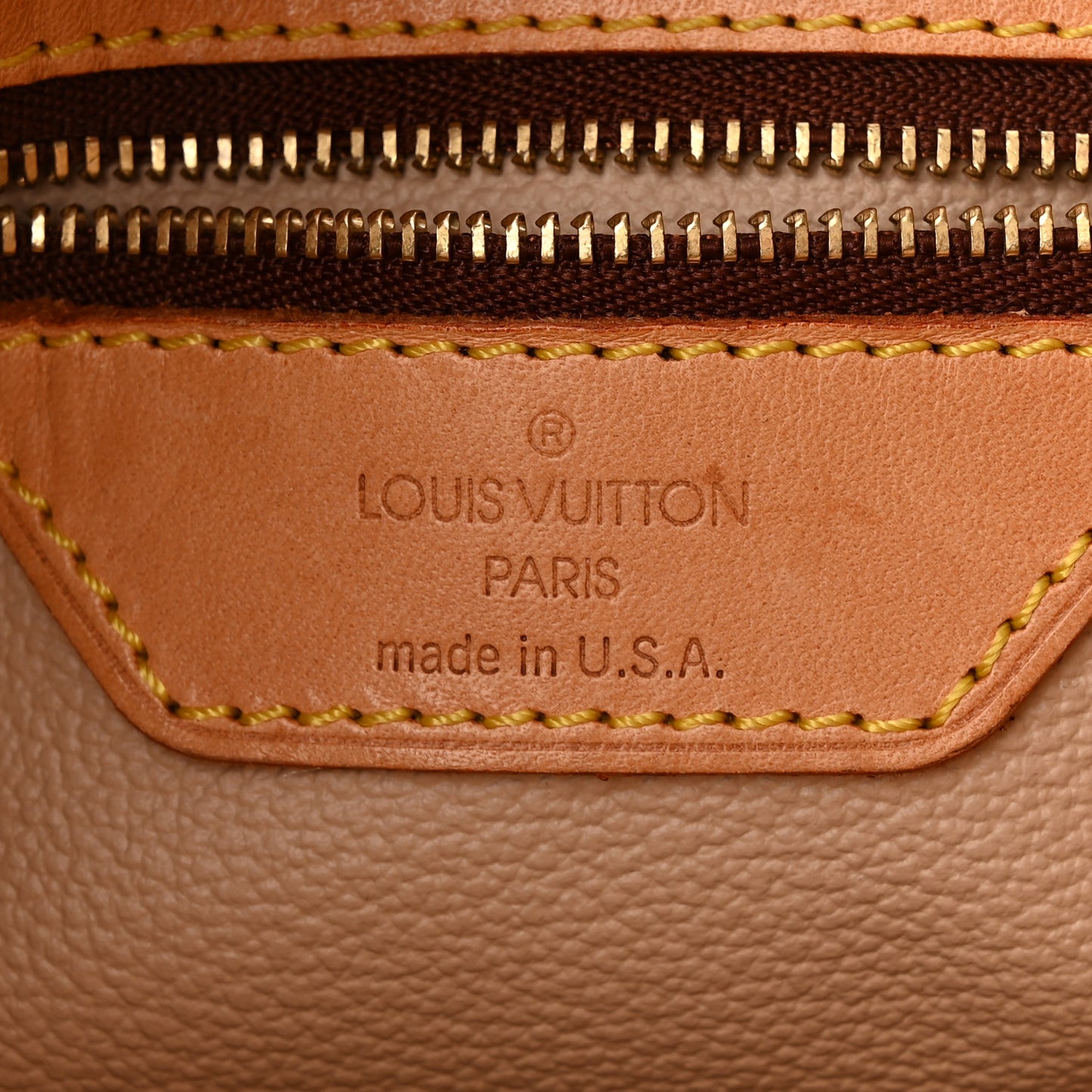 Monogram Petit Bucket 23