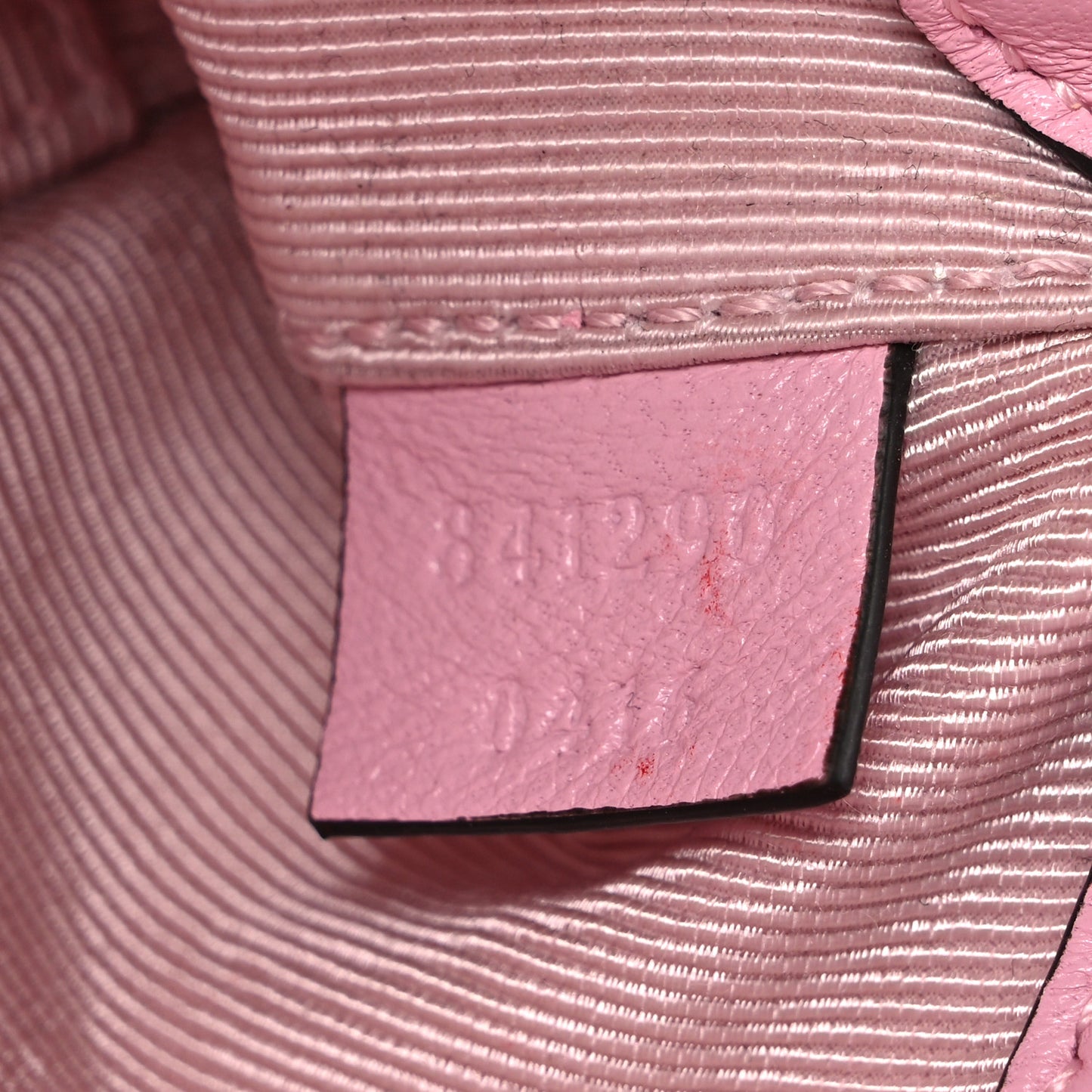 Lambskin Matelasse Mini GG Marmont Shoulder Bag Light Pink