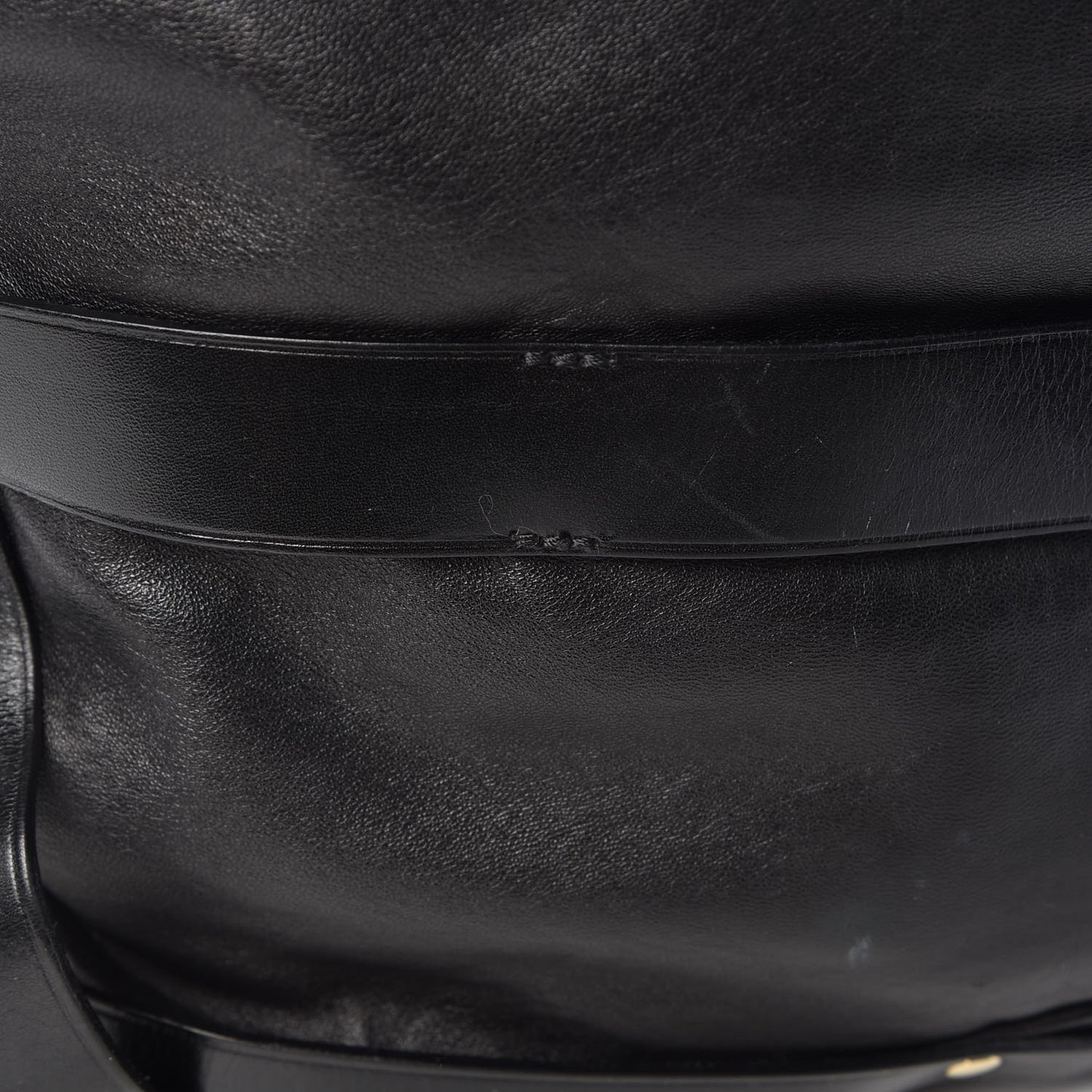 Soft Lambskin Bridle Calfskin Medium Gosford Hobo Black