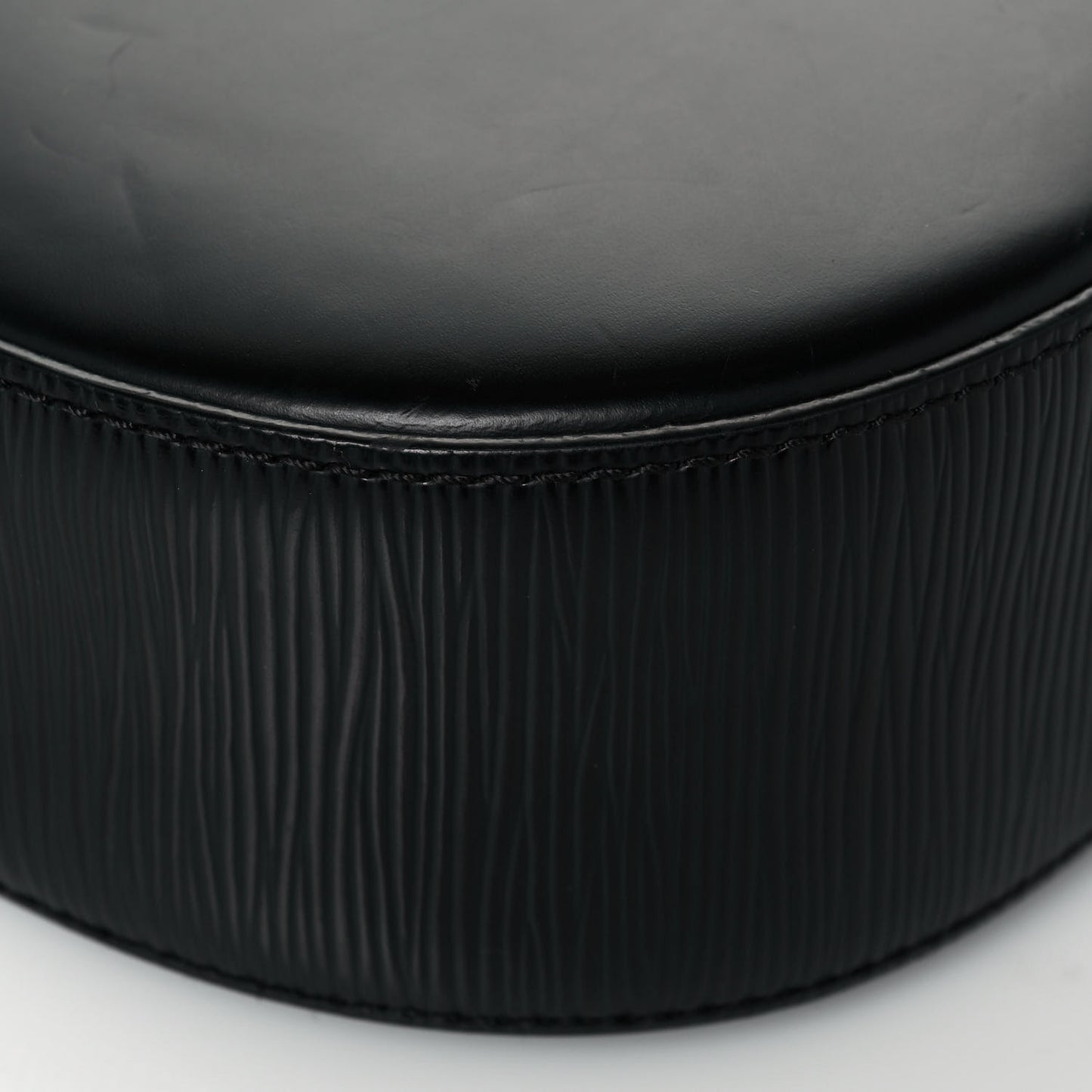 Epi Luna Black