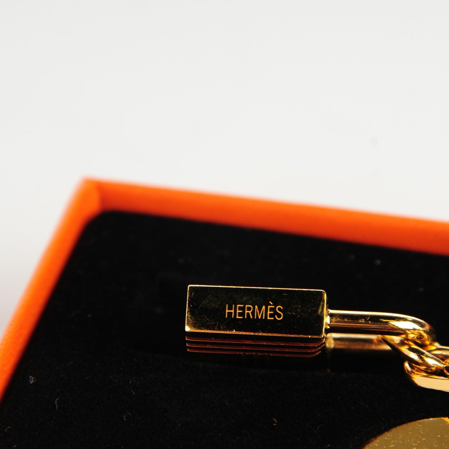 Breloque Bag Charm Gold