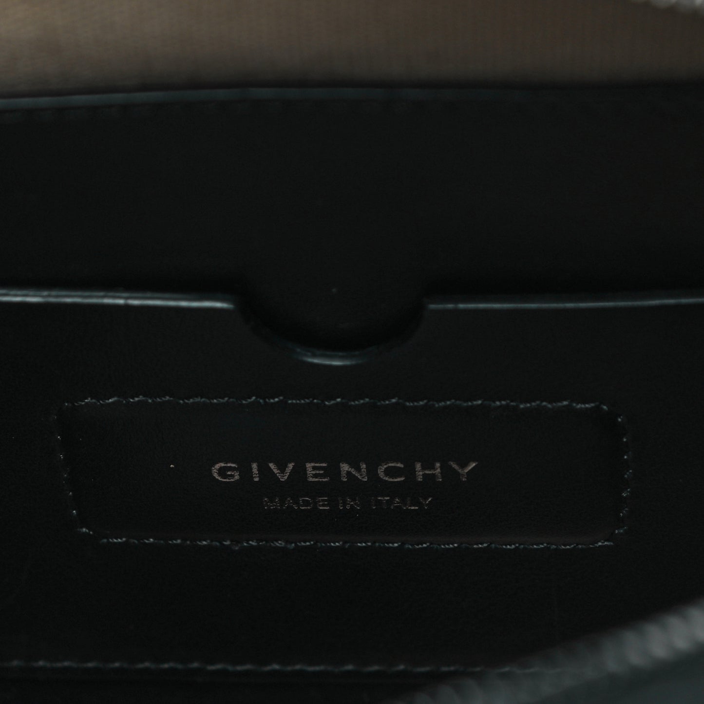 Smooth Calfskin Small Soft Antigona Black