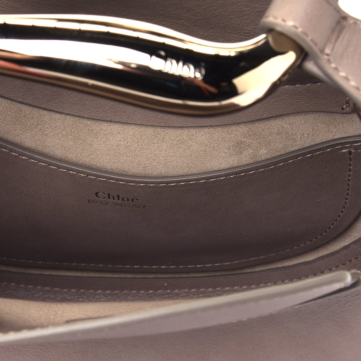 Small Grain Calfskin Kiss Bag Motty Grey