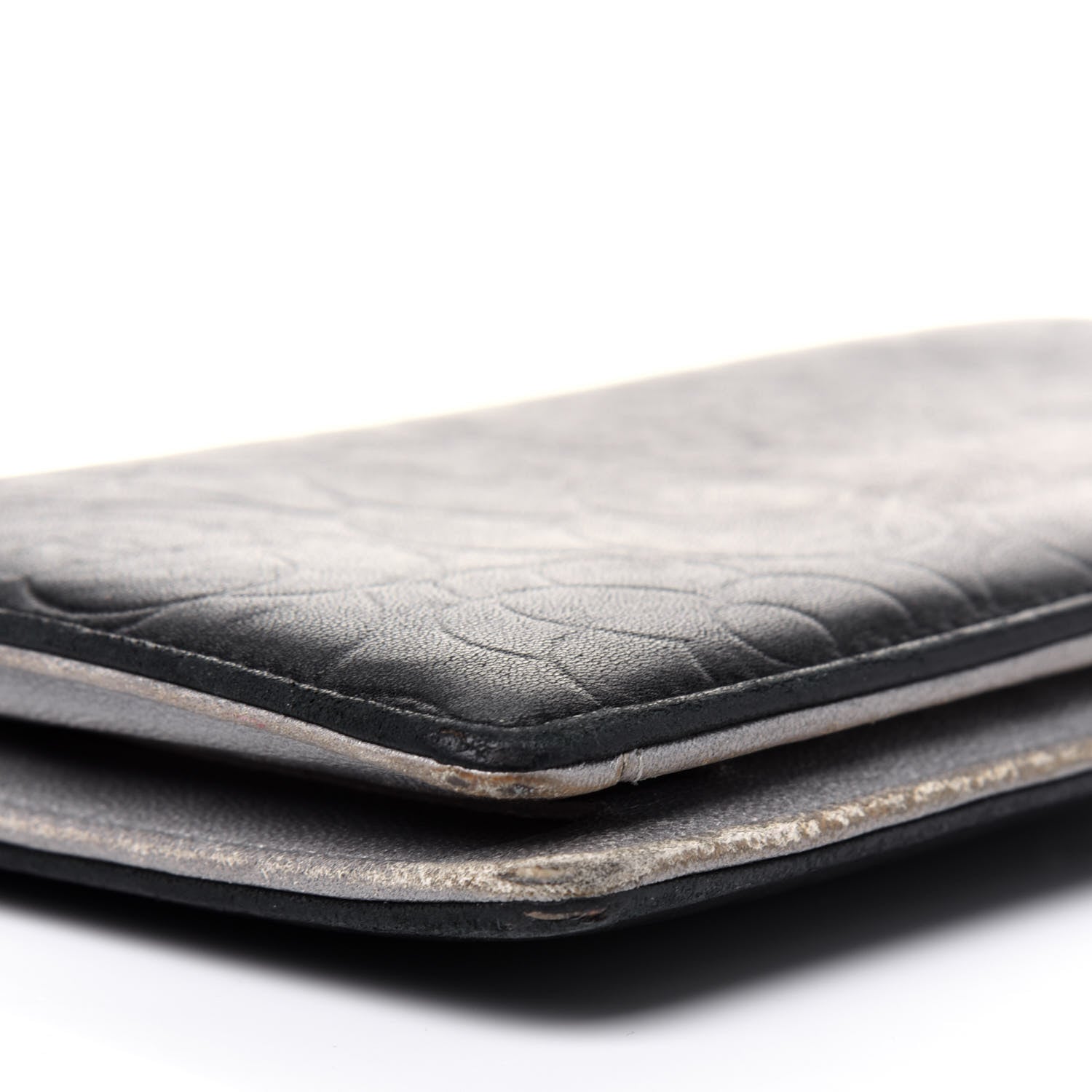 Chanel Lambskin Camellia Embossed Yen Wallet Black 18 of 26