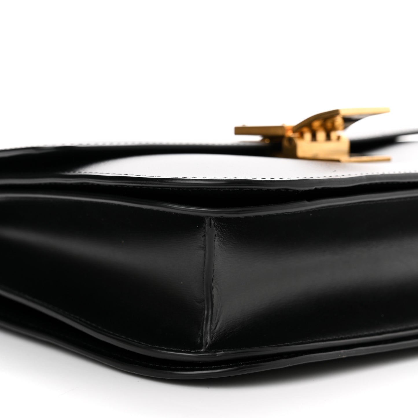 Box Calfskin Medium Classic Box Flap Bag Black