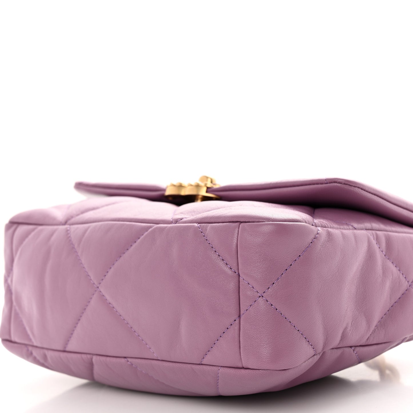 Lambskin Quilted Medium Chanel 19 Flap Light Purple