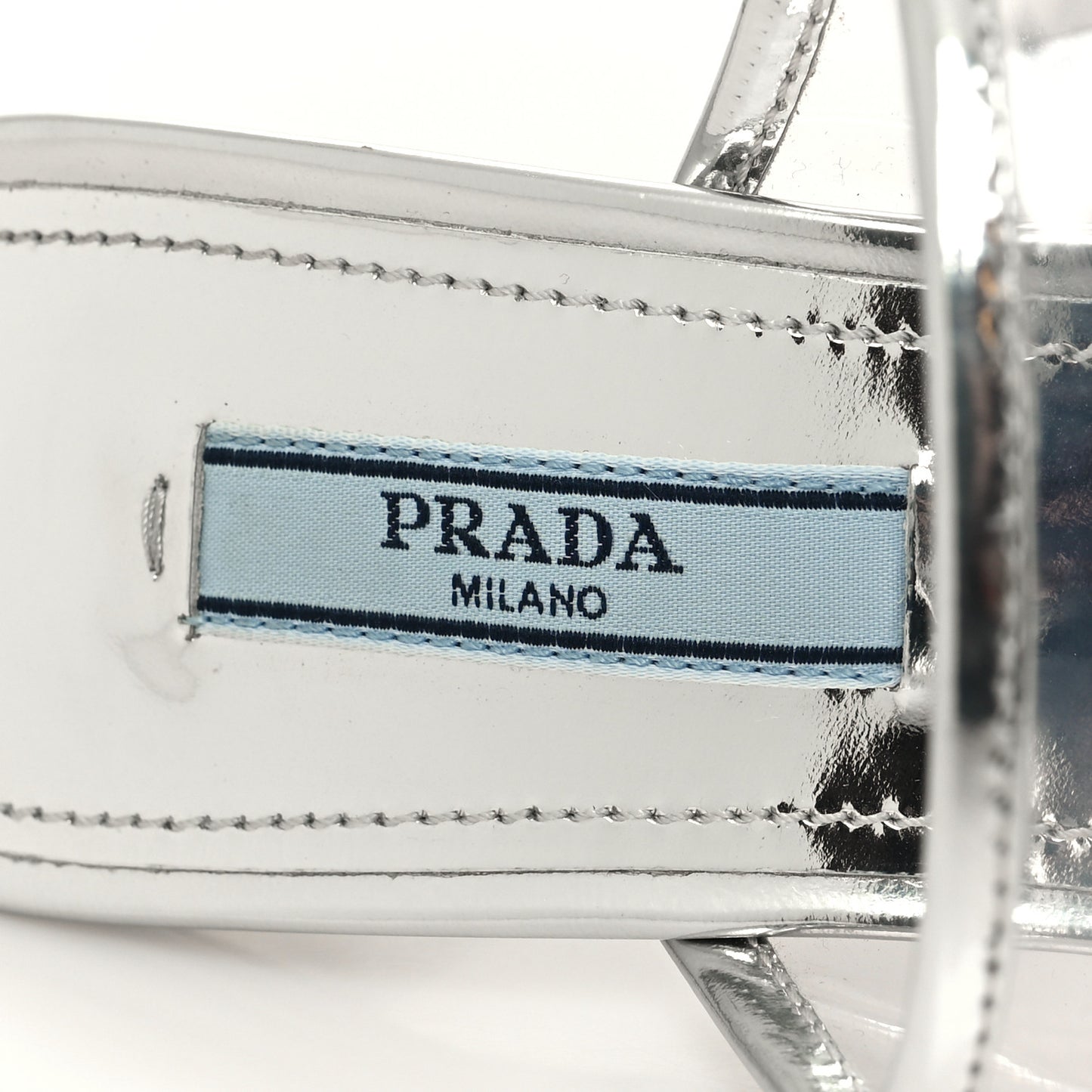 Plexiglass Metallic Calfskin Metal Triangle Logo 75mm Slide Sandals 35 Argento