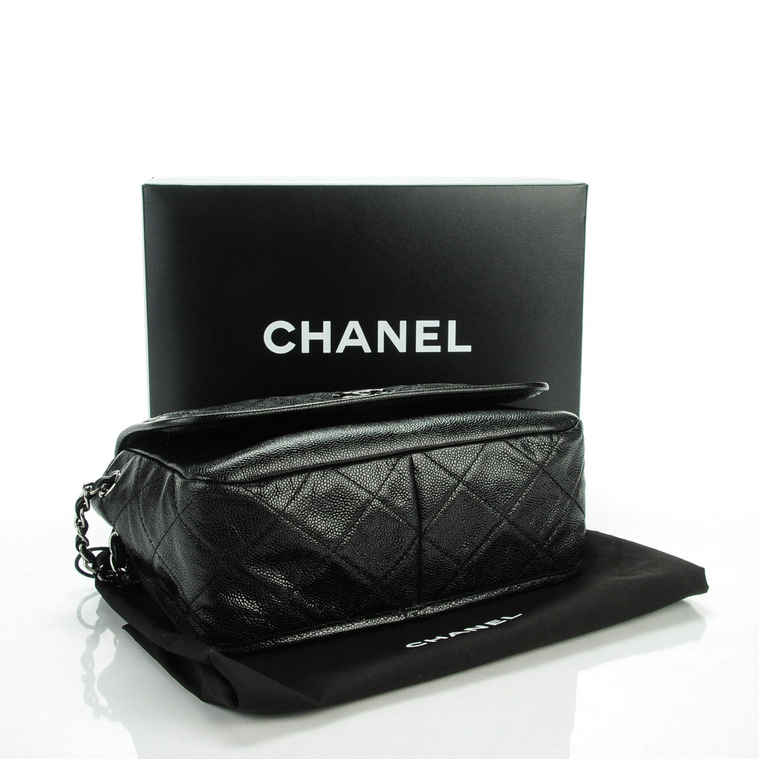 Chanel Grained Calfskin Medium Natural Beauty Messenger Black 4 of 7