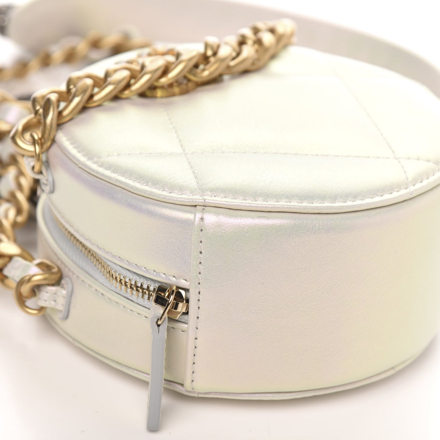 Iridescent Calfskin Quilted 19 Round Clutch With Chain White