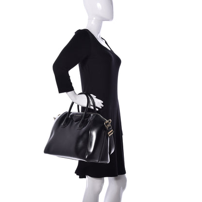 Givenchy Shiny Lord Calfskin Medium Antigona Black 3 of 10