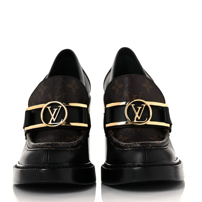 Louis Vuitton Monogram Calfskin Academy Loafers Pumps 37.5 Black 2 of 8