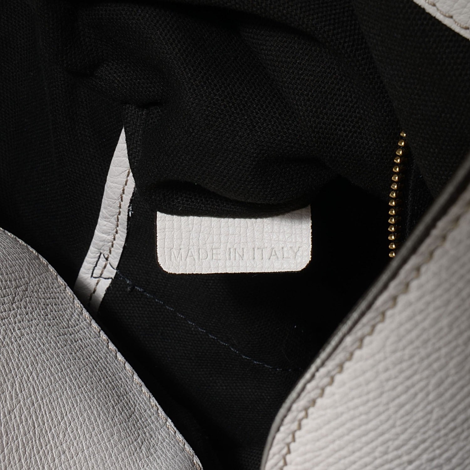 Burberry Grainy Calfskin House Check Buckle Medium Sycamore Hobo White 10 of 11