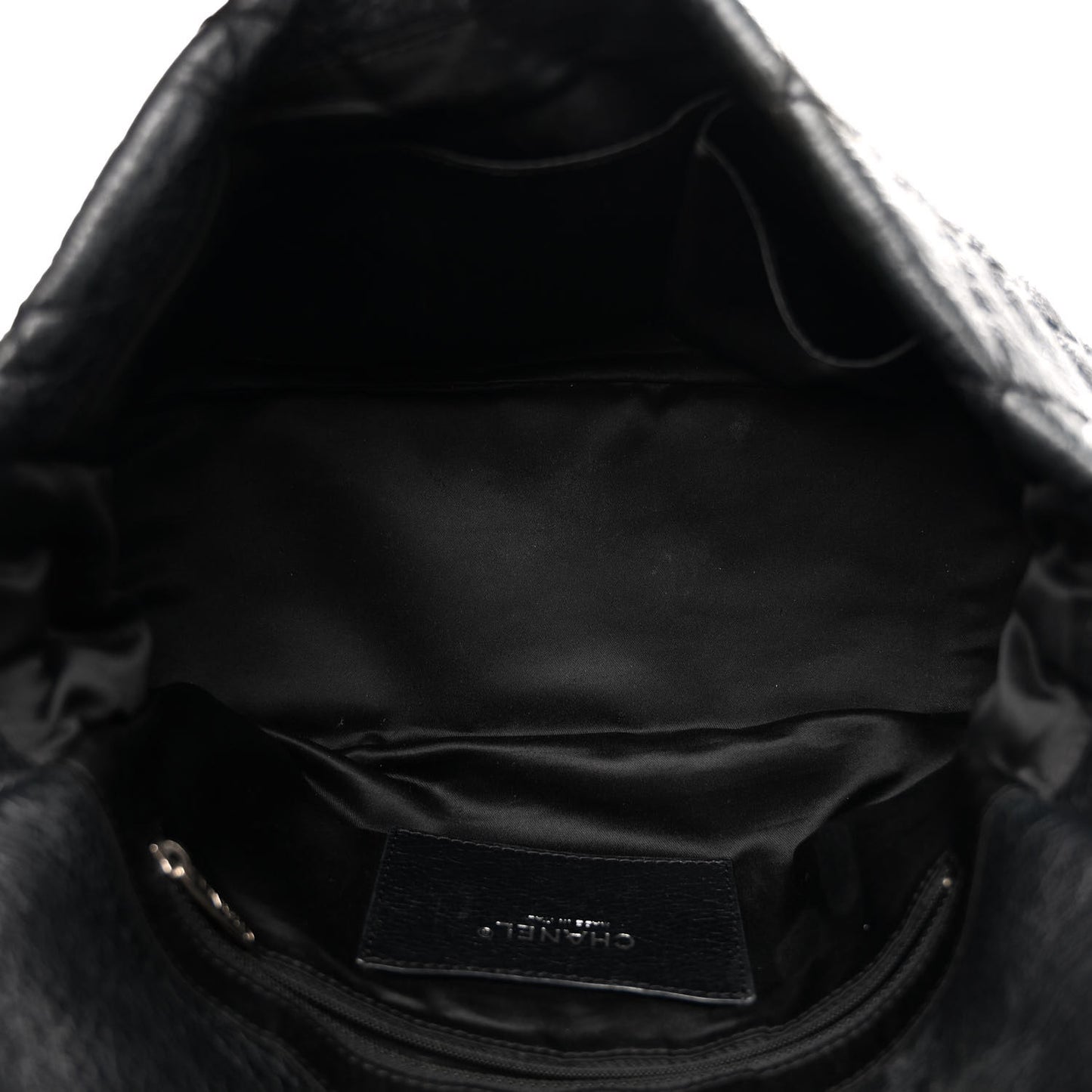Glazed Calfskin Stitched On The Road Flap Black