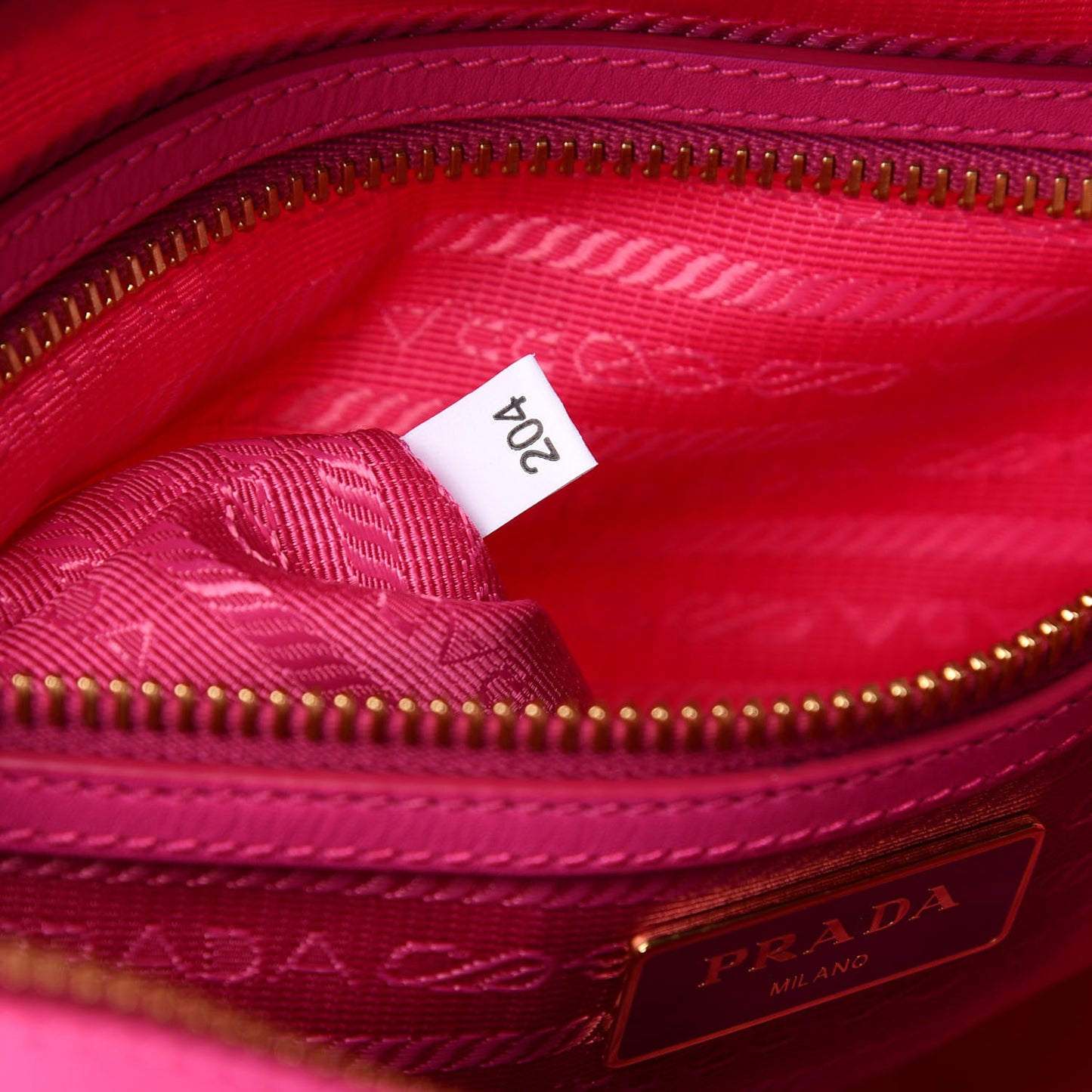 Tessuto Nylon Soft Calf Camera Bag Fuxia