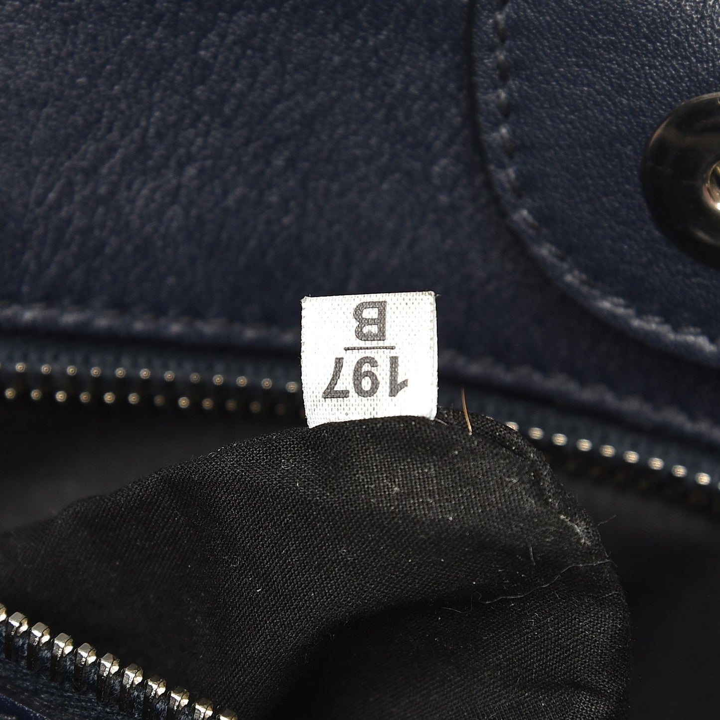 Vitello Soft Calf Shopping Tote Baltico