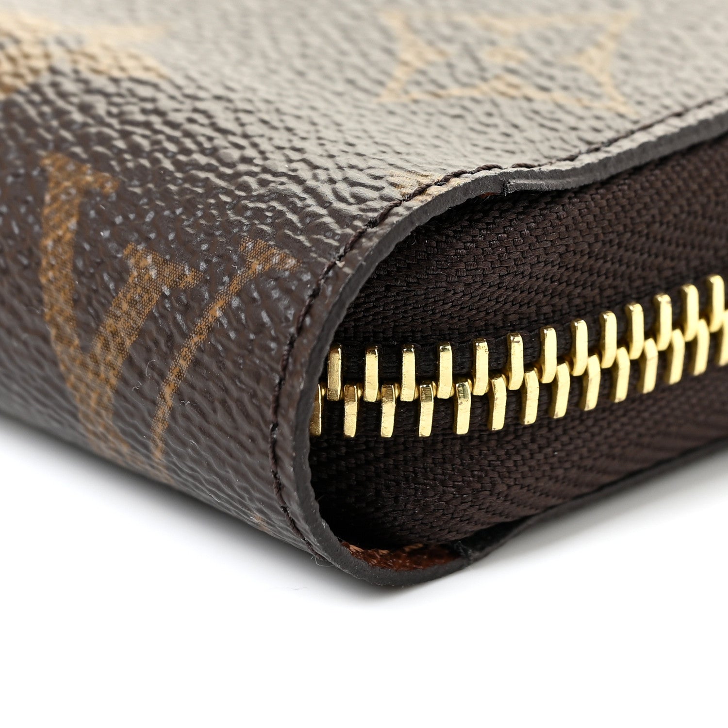 Louis Vuitton Monogram Zippy Wallet 11 of 12
