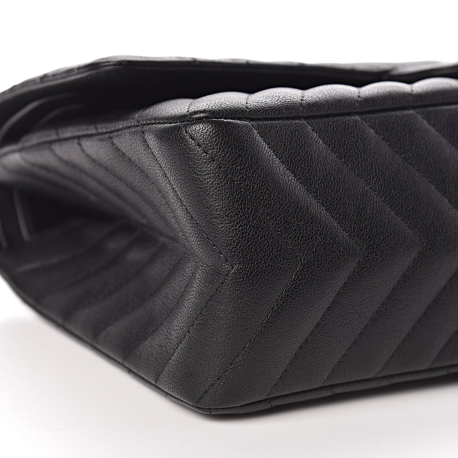Chanel Sheepskin Chevron Quilted 2.55 Reissue 226 Flap So Black 12 of 16