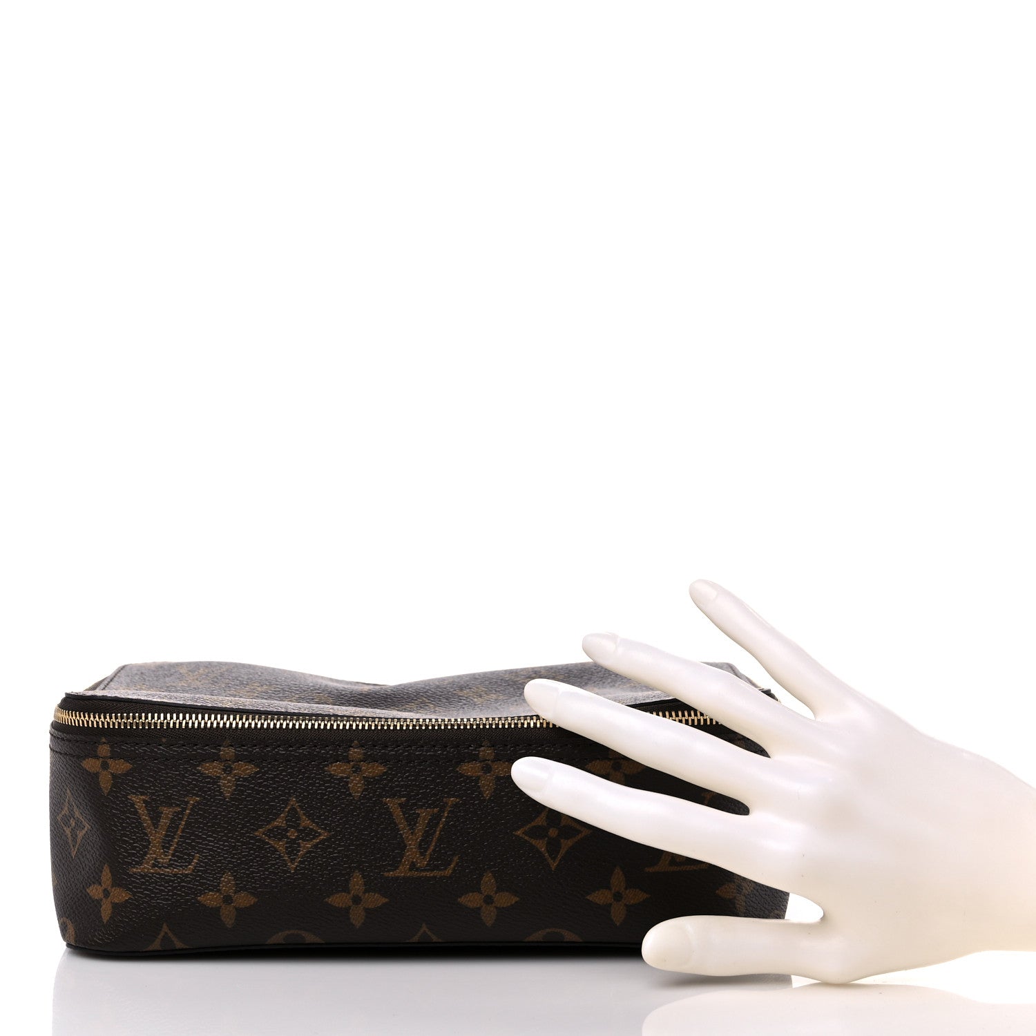 Louis Vuitton Monogram Packing Cube MM 2 of 9