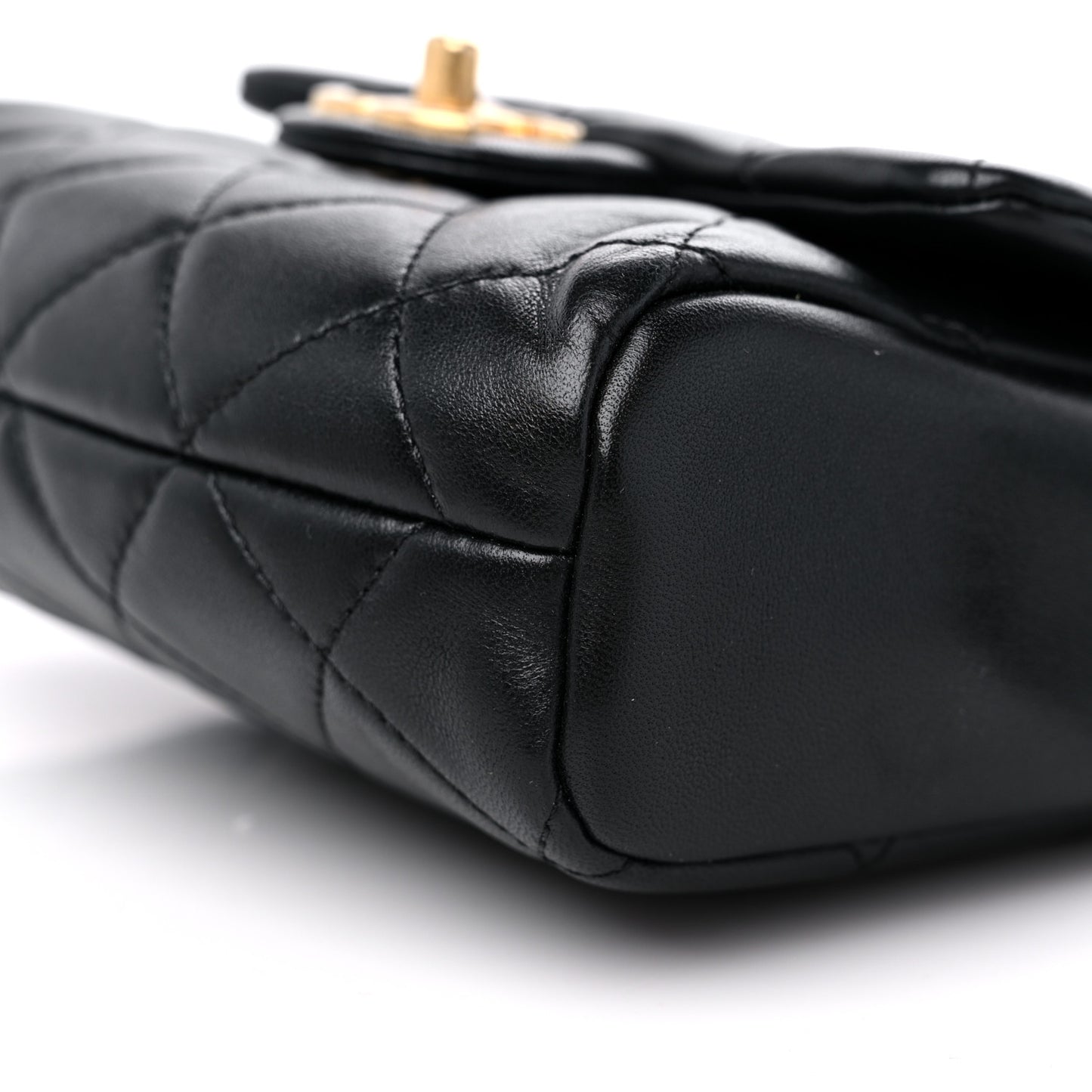 Lambskin Pearl Quilted Side Packs Black