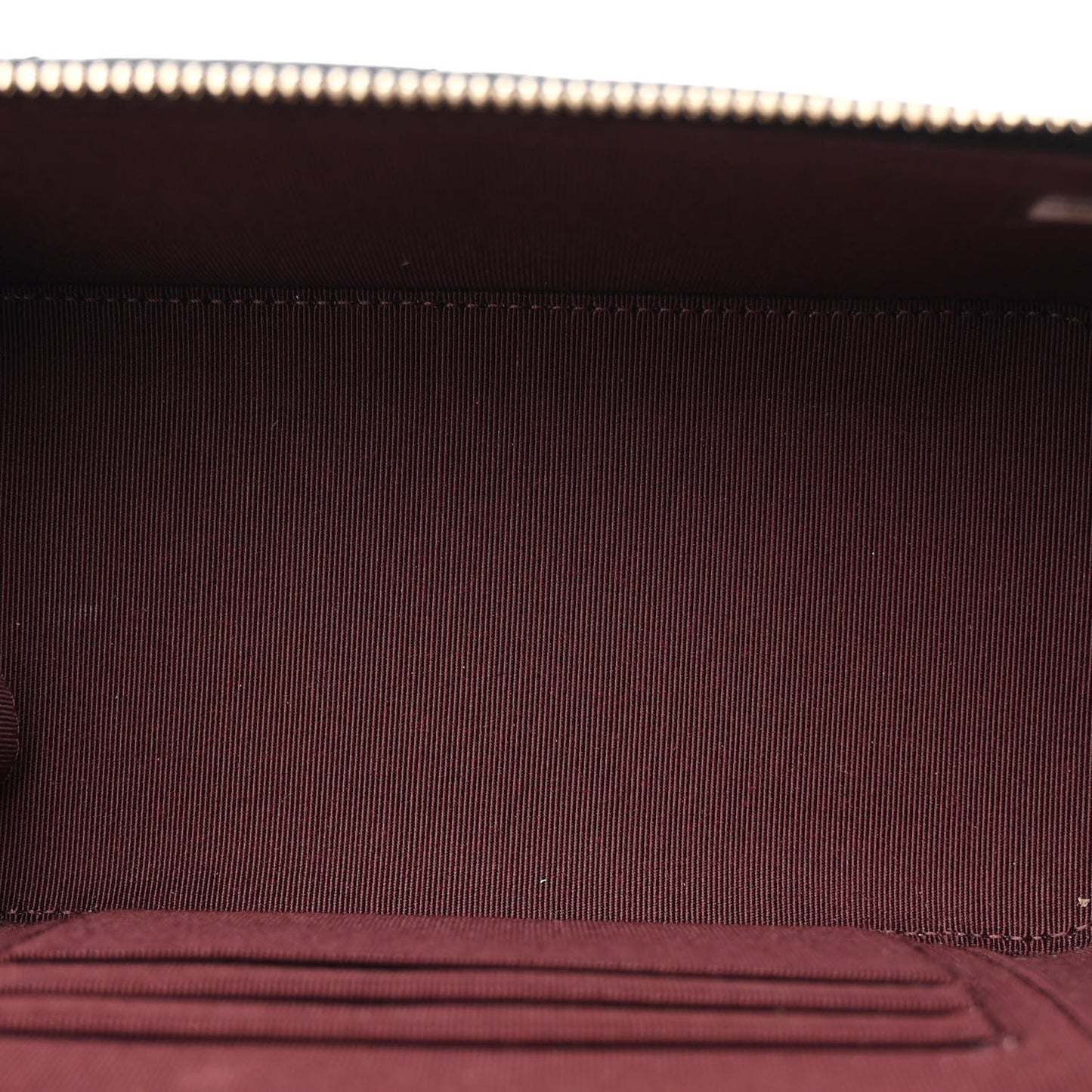 Caviar Quilted Small Vanity Case With Chain Black